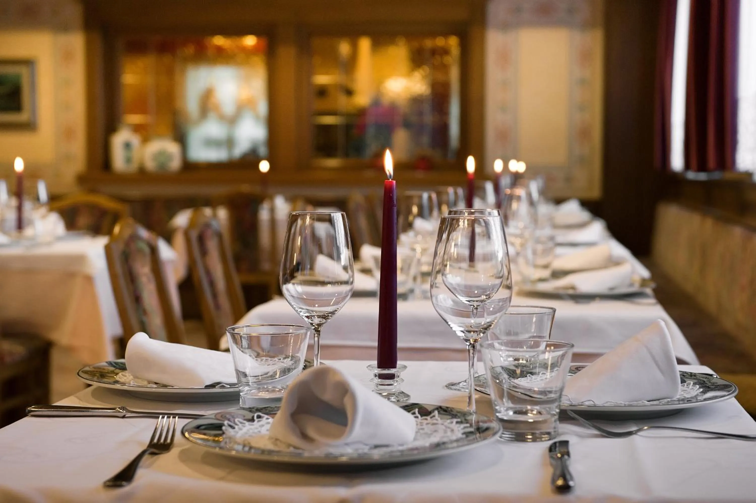 Restaurant/places to eat in Hotel La Serenella