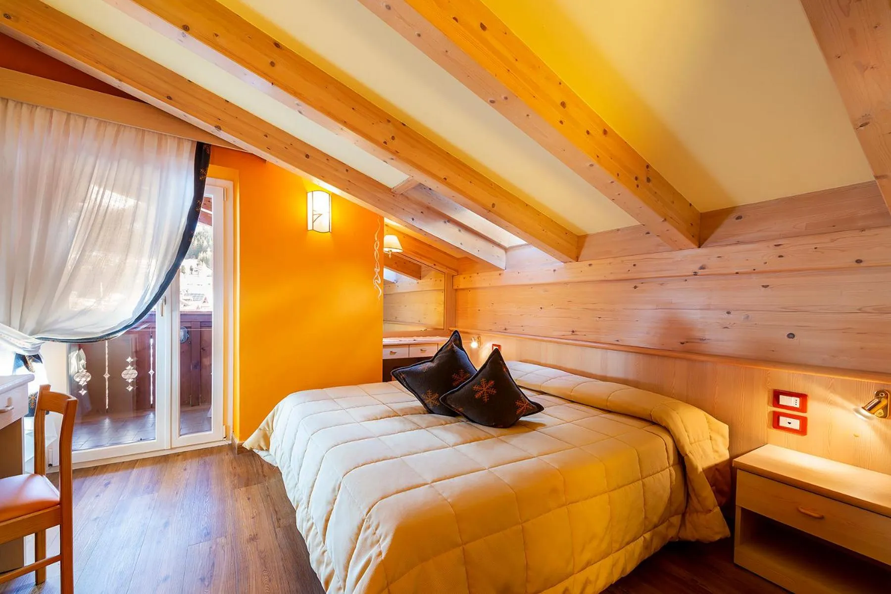 Photo of the whole room, Bed in Hotel La Serenella