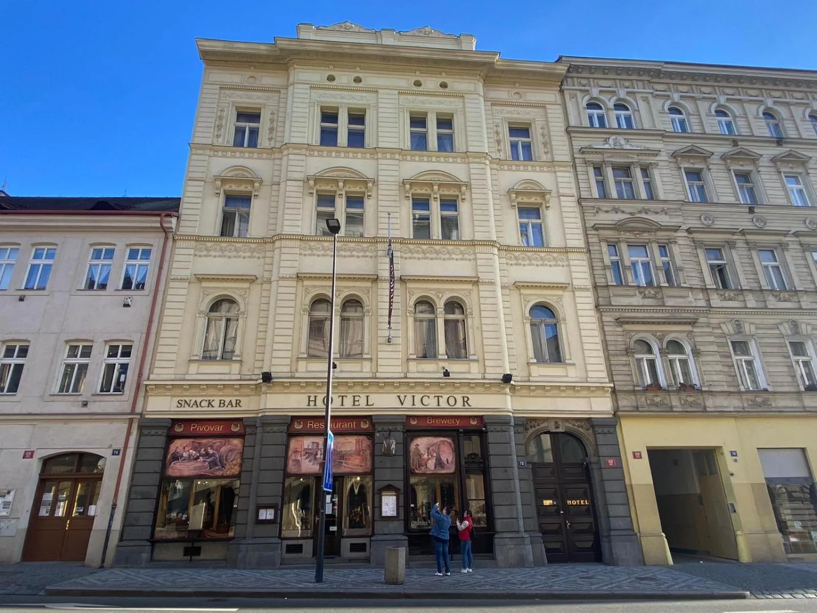Hotel Victor