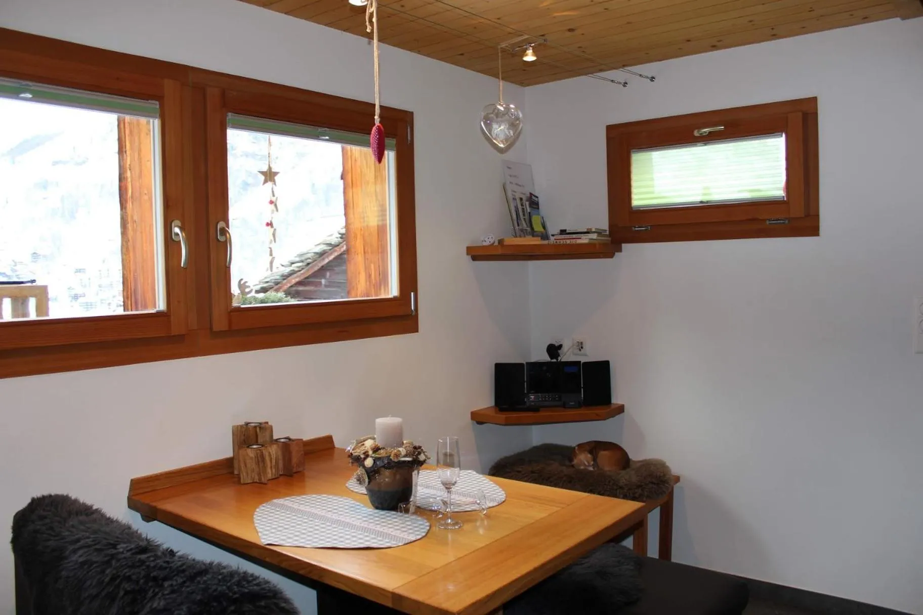 Dining area in Chalet Gädi