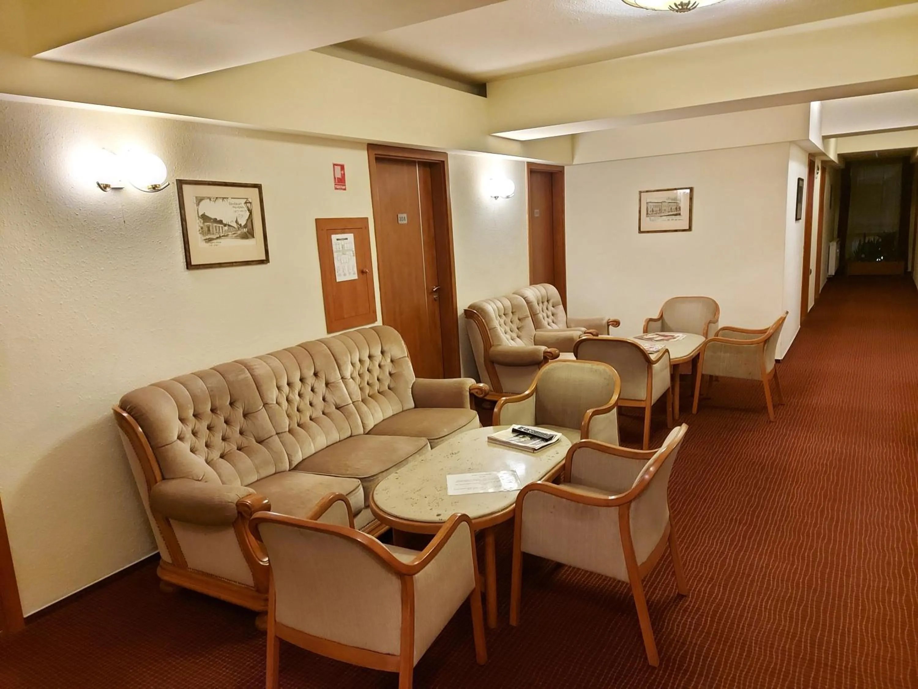 Seating area in Csipke Hotel