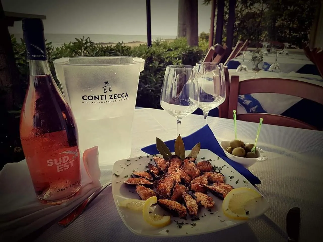 Restaurant/places to eat in B&B Miramare