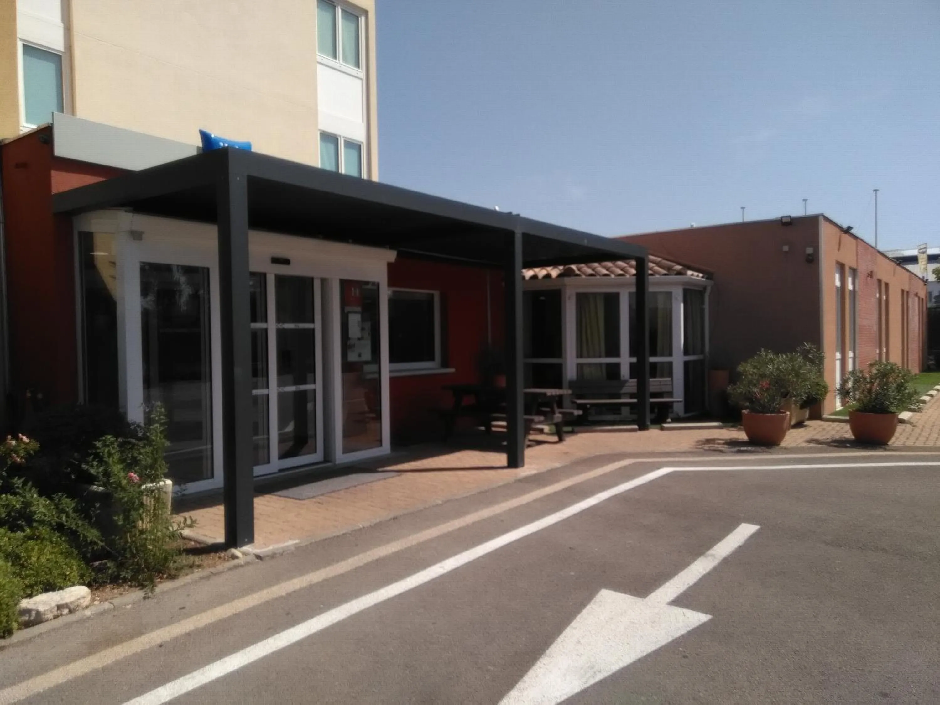 Facade/entrance in ibis budget Aix en Provence