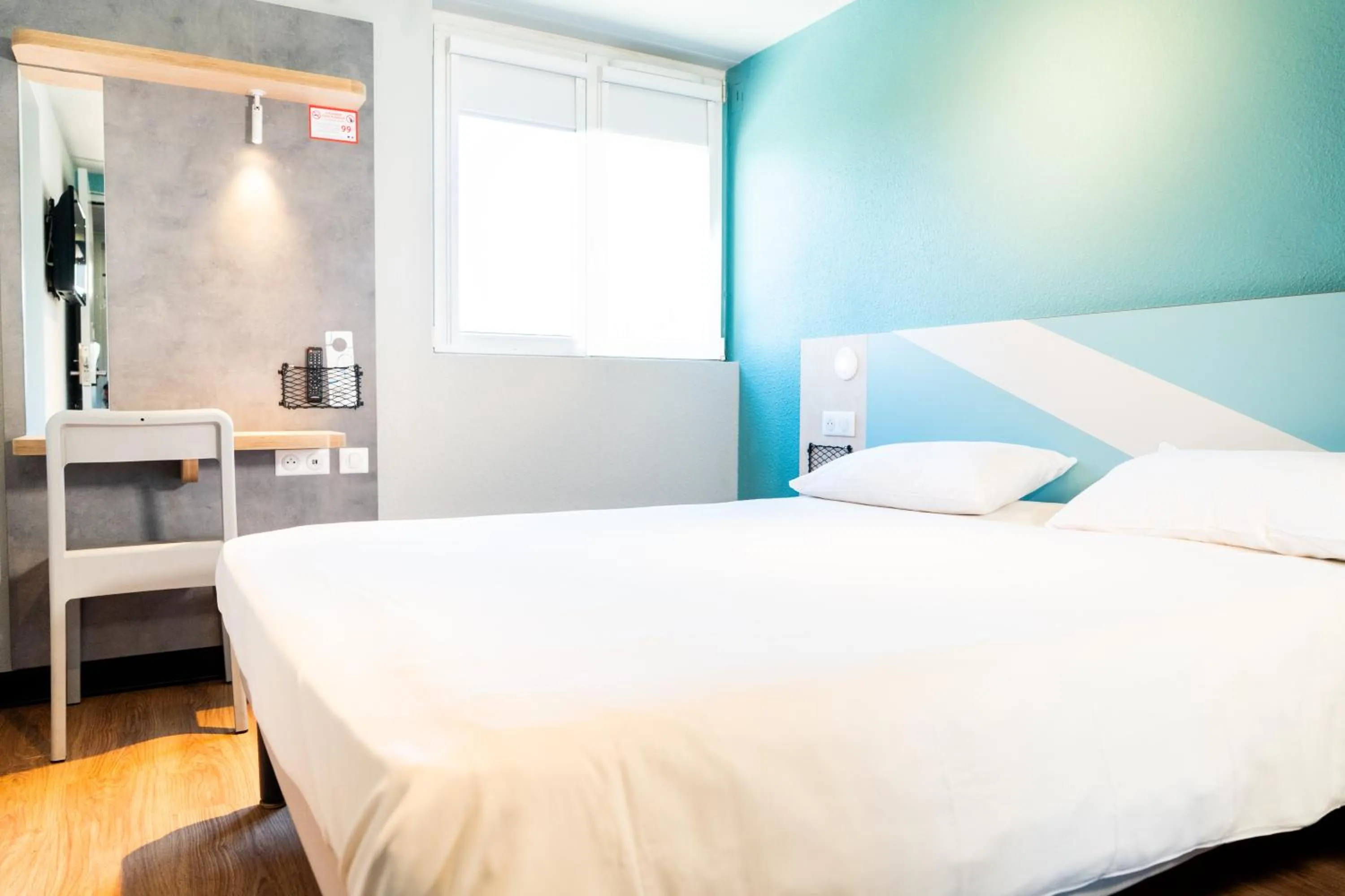 Bed in ibis budget Aix en Provence