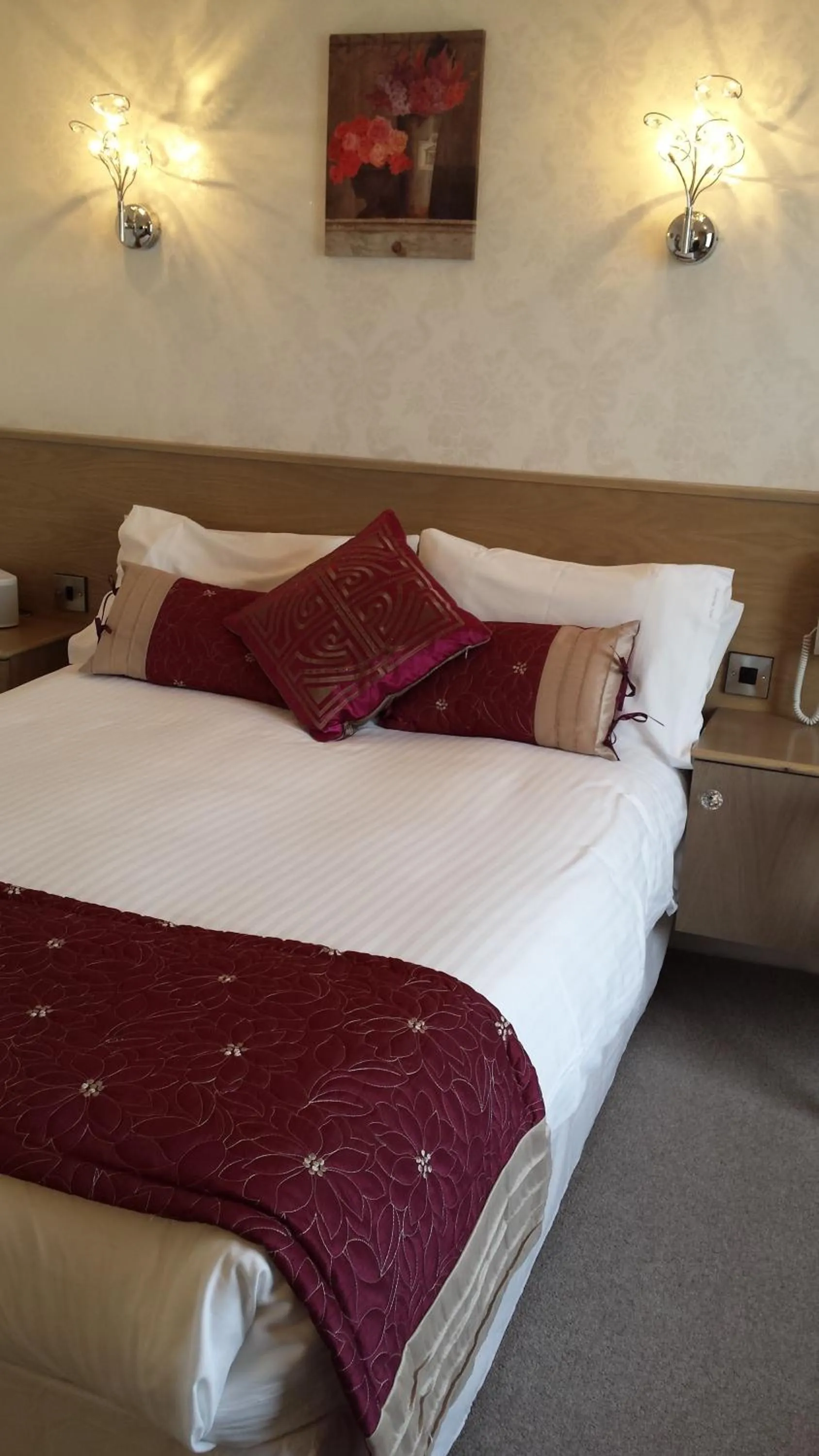 Bedroom in Expanse Hotel