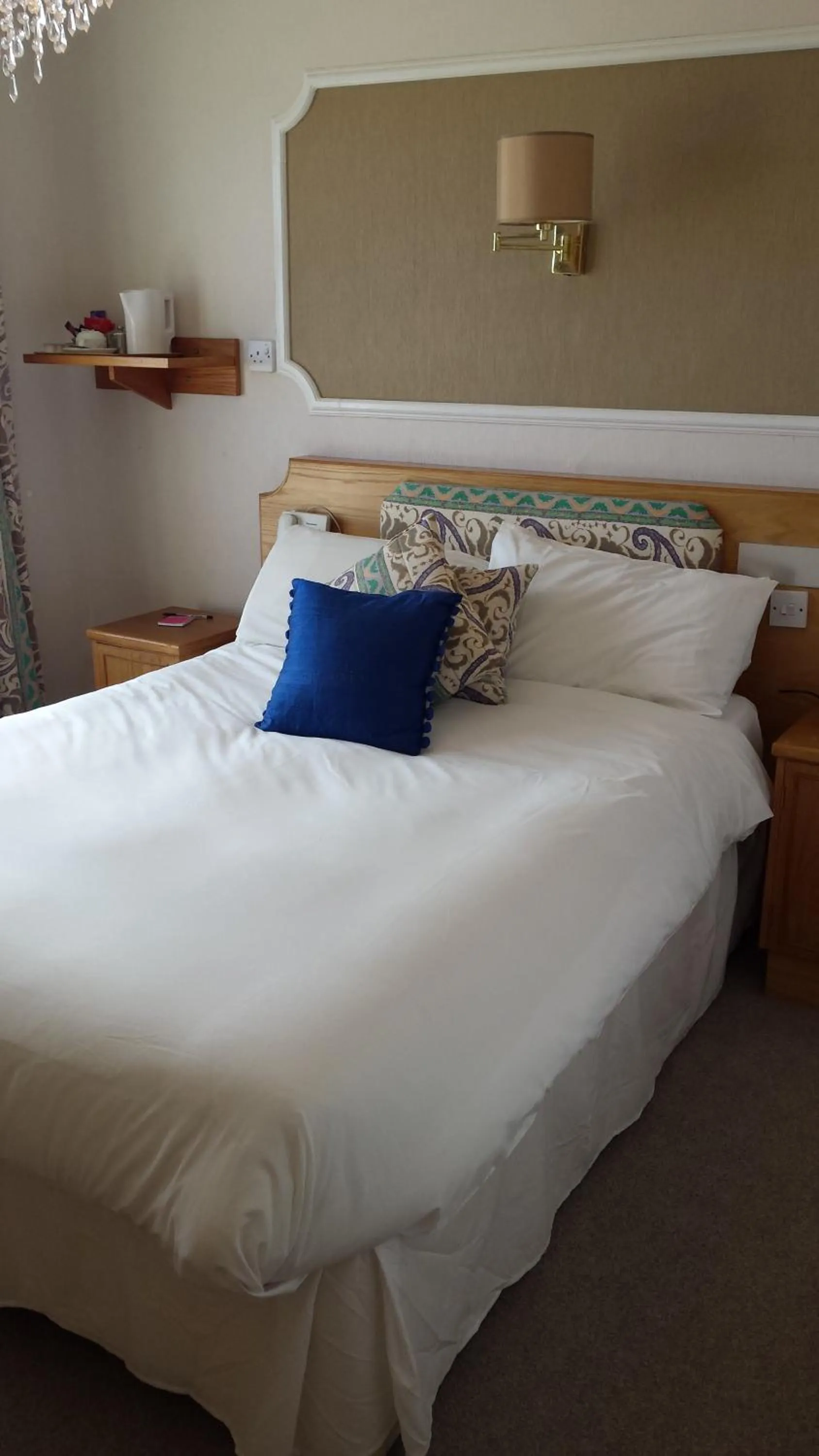 Bedroom in Expanse Hotel