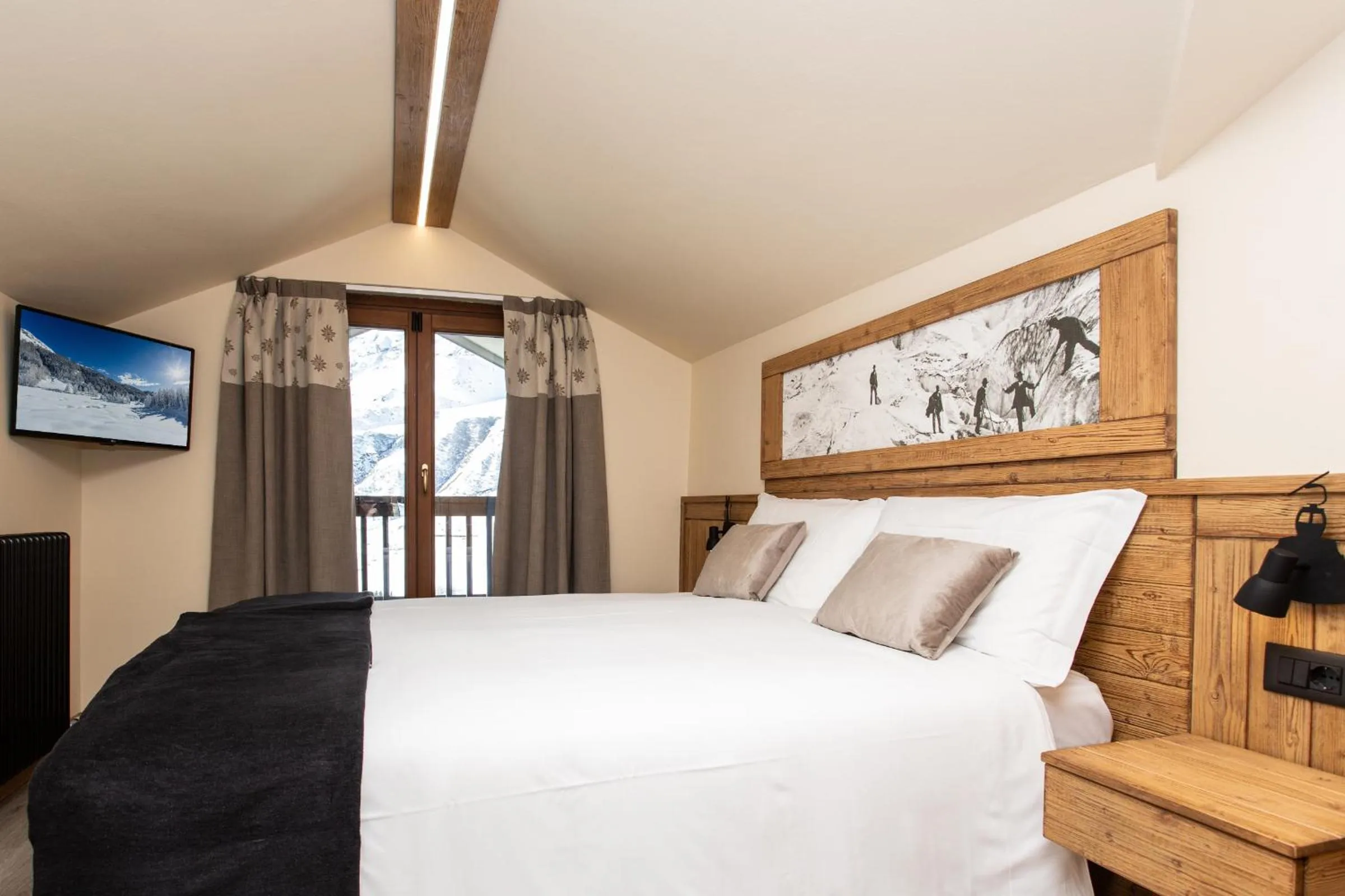 Bed in Hotel Meublé Furggen