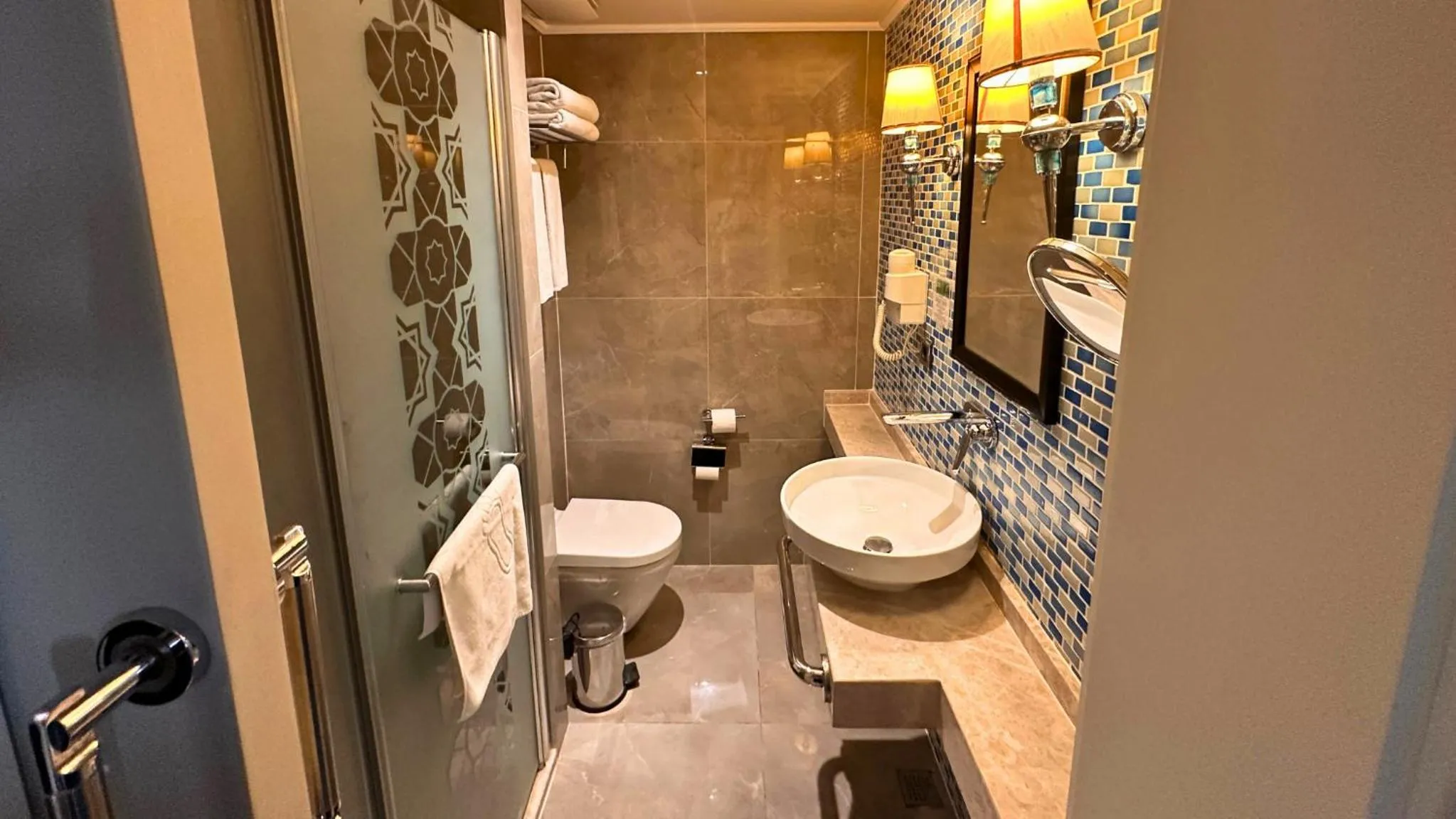 Shower in Grand Durmaz Hotel