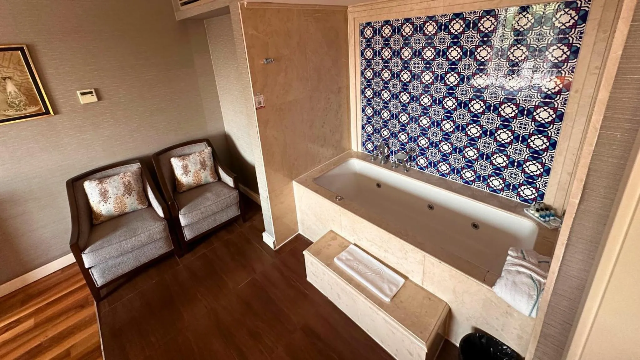 Bathroom, Bed in Grand Durmaz Hotel