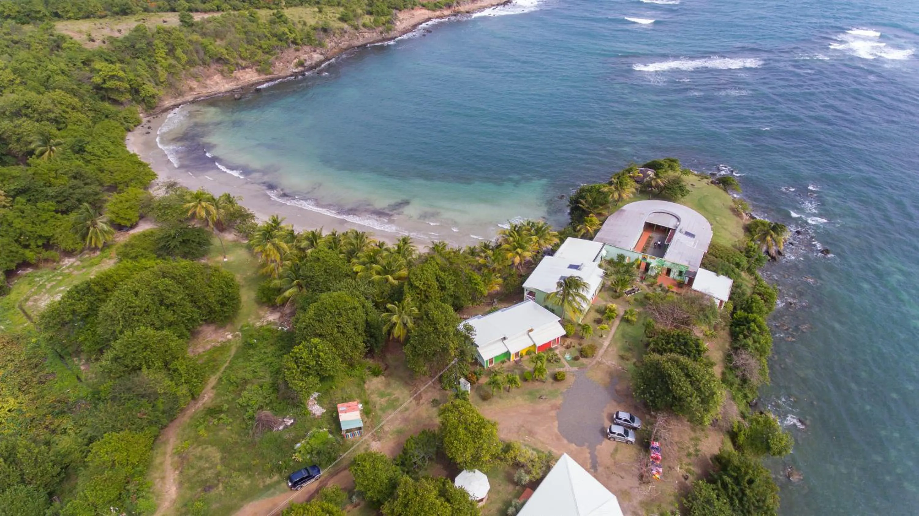 Property building in Cabier Ocean Lodge