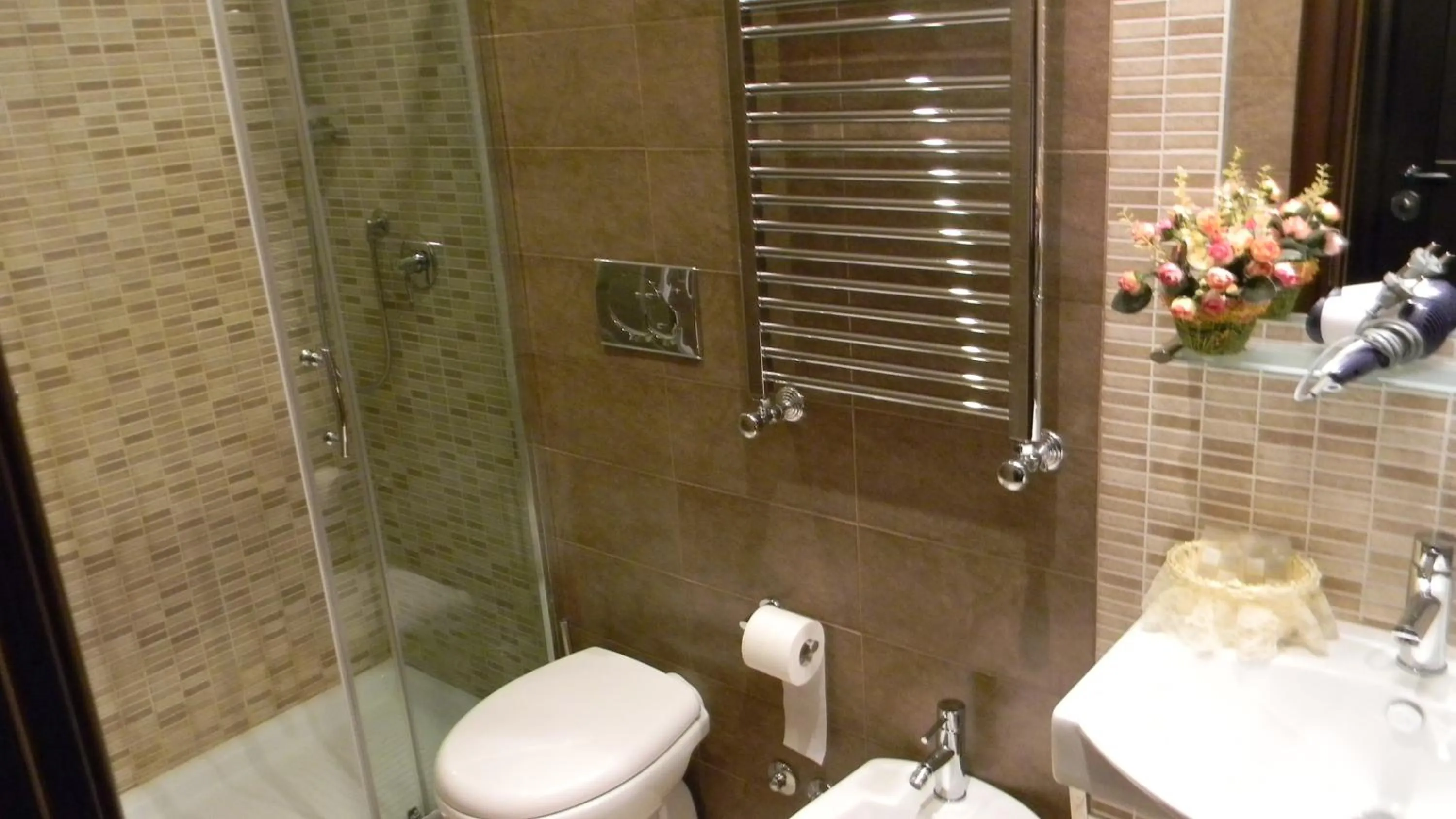 Bathroom in Domus RomAntica