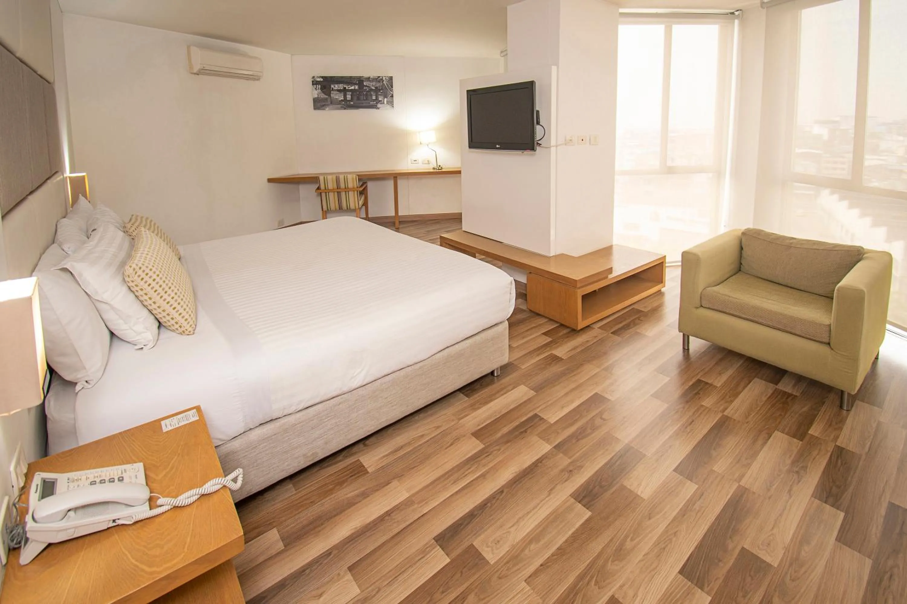 Bed in Hotel Cosmos Cali