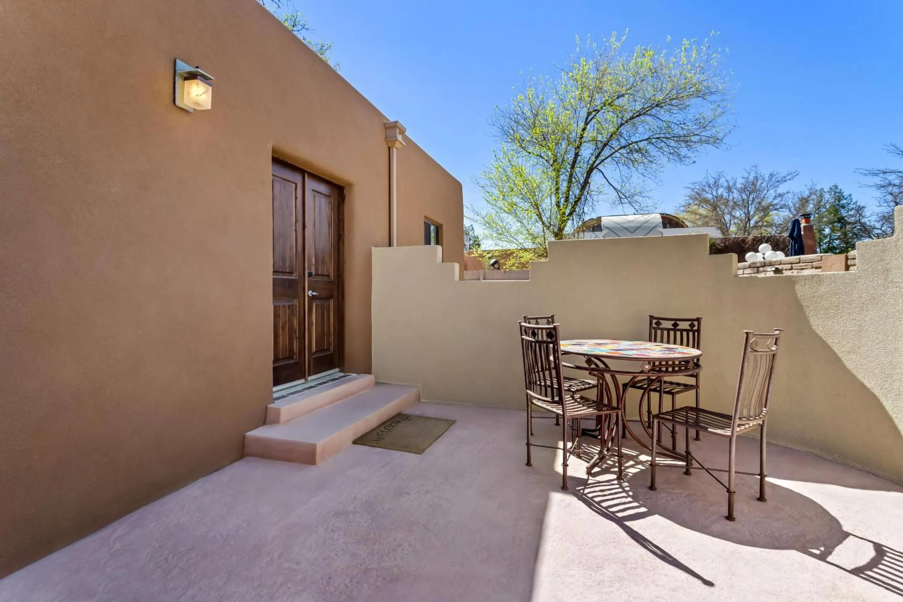 Bedroom in Casas de Suenos Old Town Historic Inn, an Ascend Collection Hotel