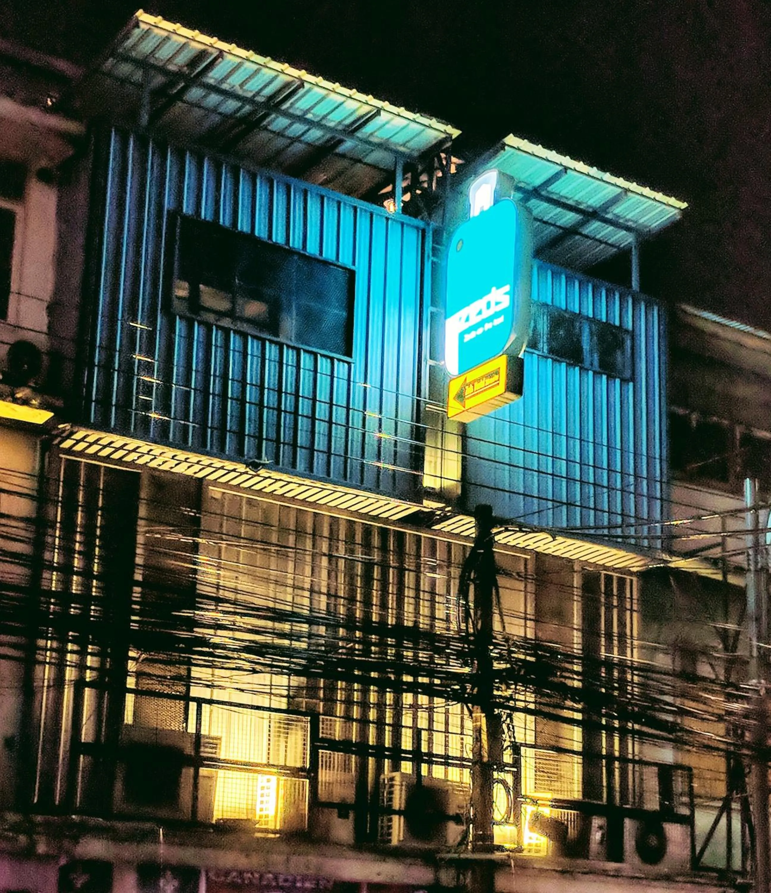 Property building in Zeds Hostel Bangkok