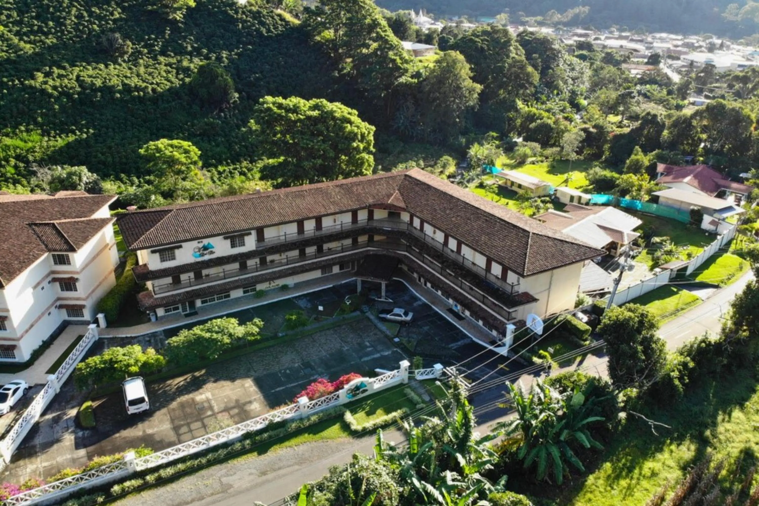 Property building in Hotel Valle del Rio