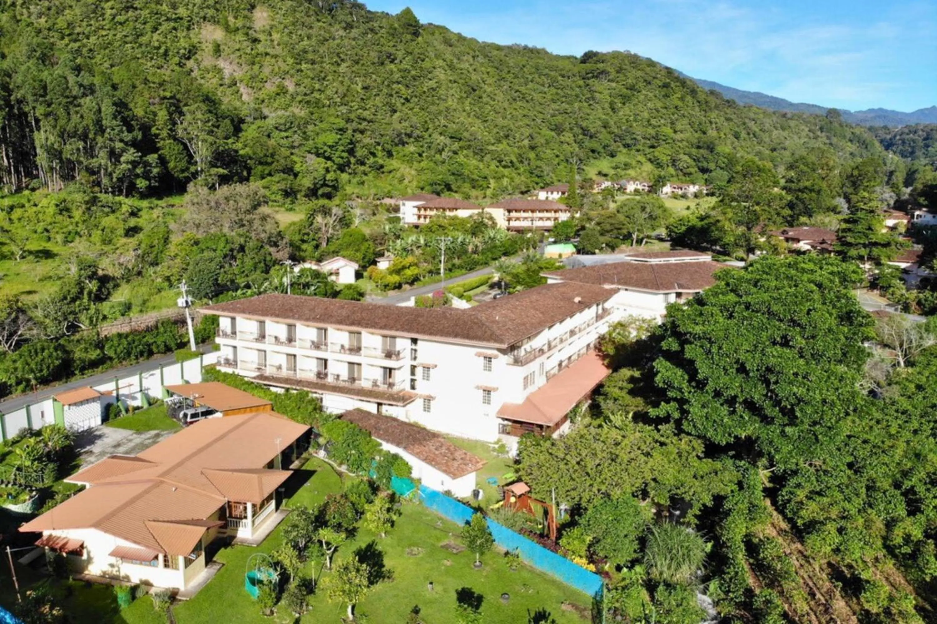 Property building in Hotel Valle del Rio
