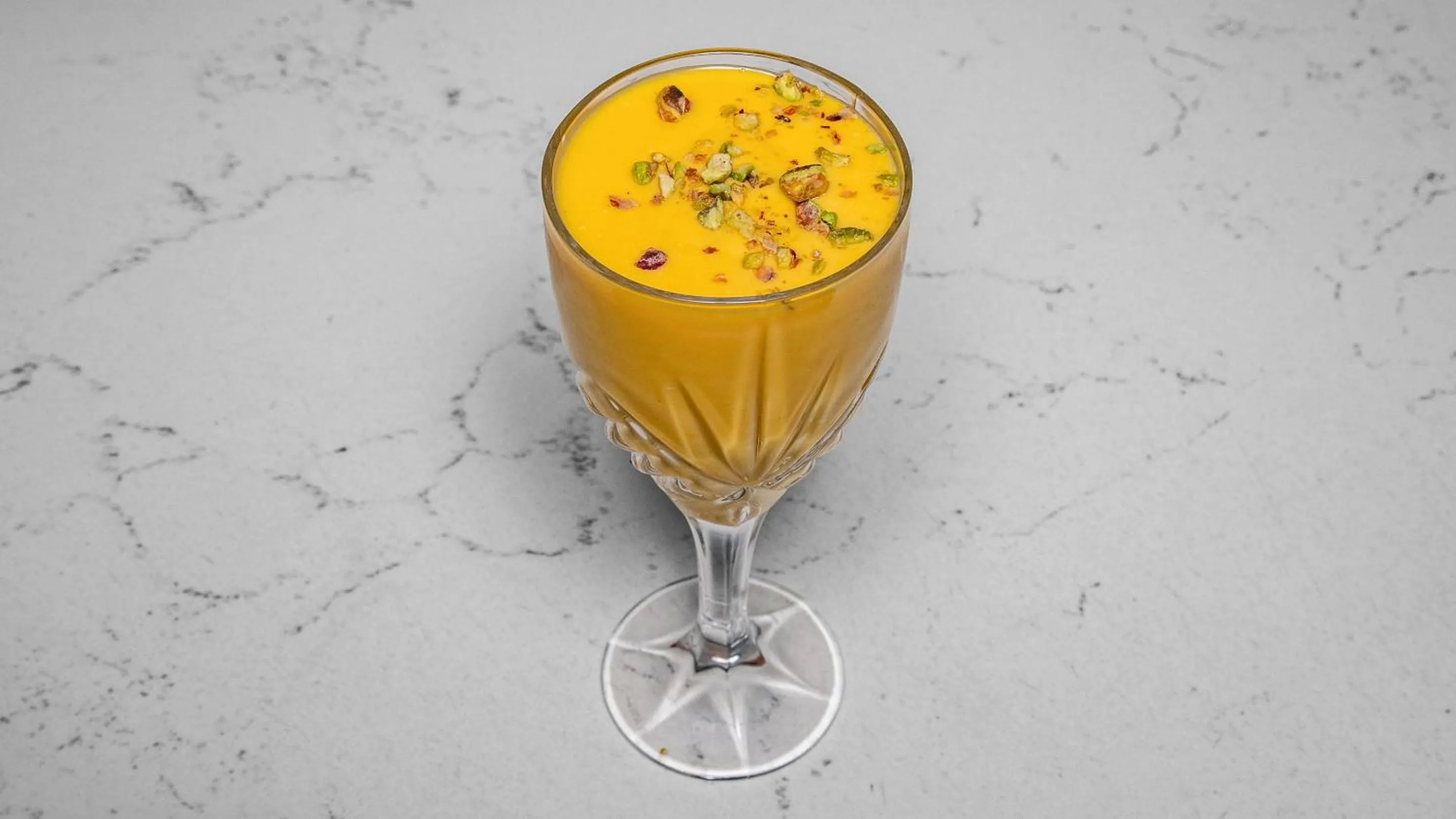 Drinks in The Strand Hotel, the former residence of Oscar Wilde