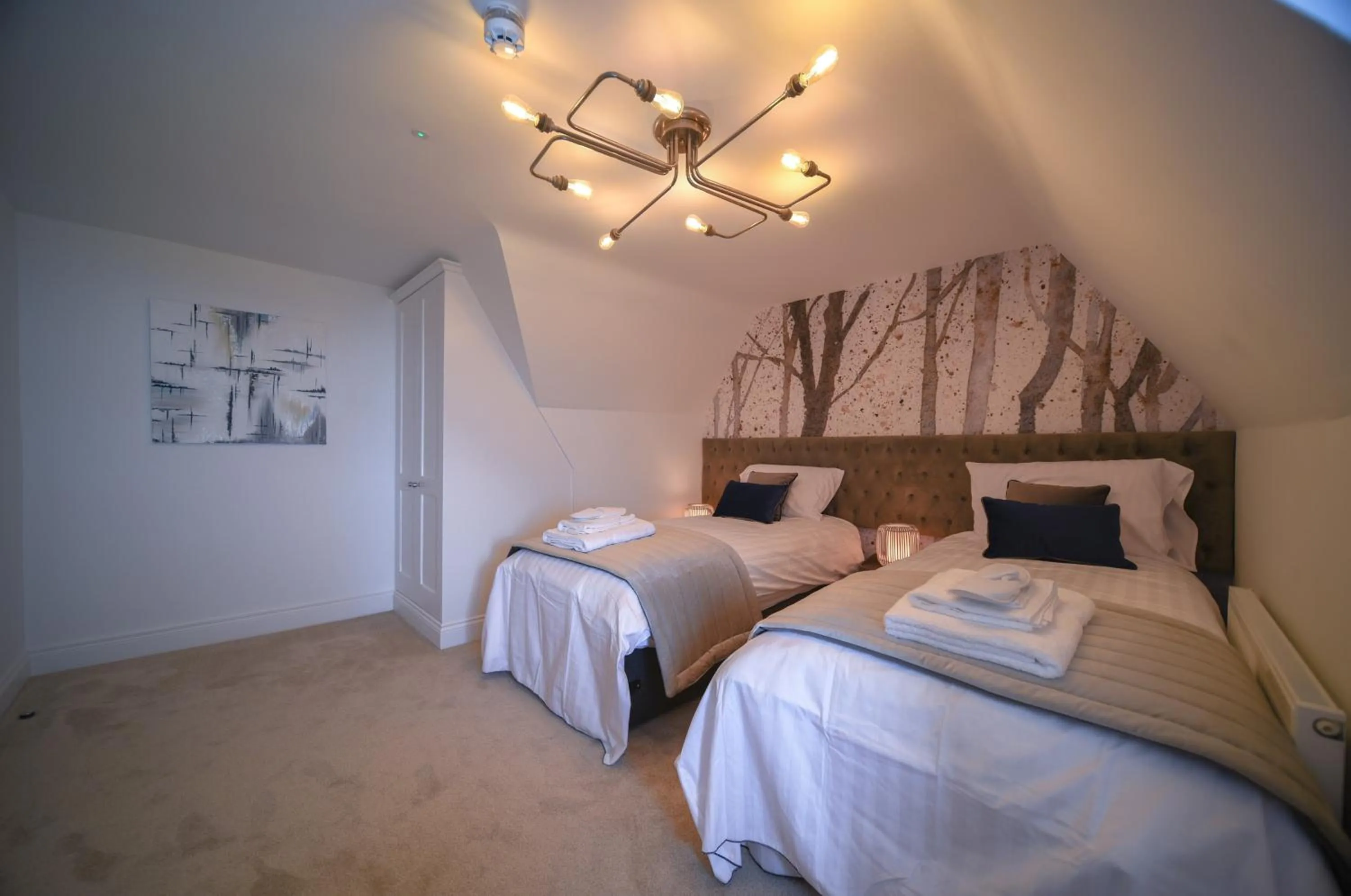 Bedroom, Bed in The Strand Hotel, the former residence of Oscar Wilde