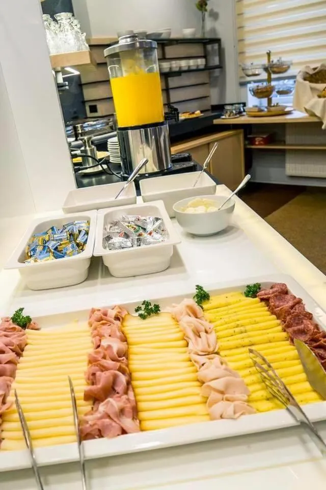 Breakfast in Hotel Za Vodou