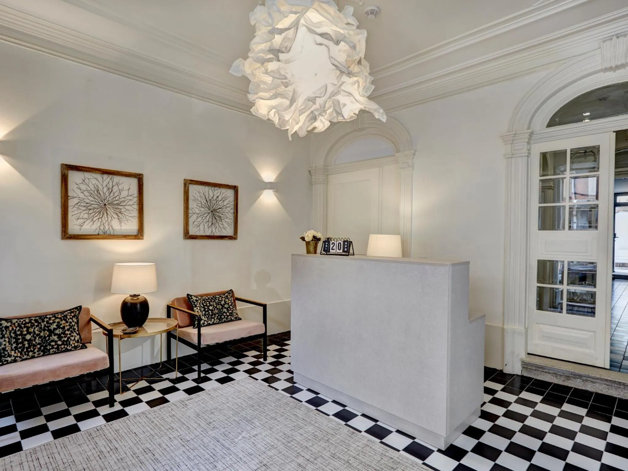 Lobby or reception in Porto Downtown Lovers Suites: Bombarda 451