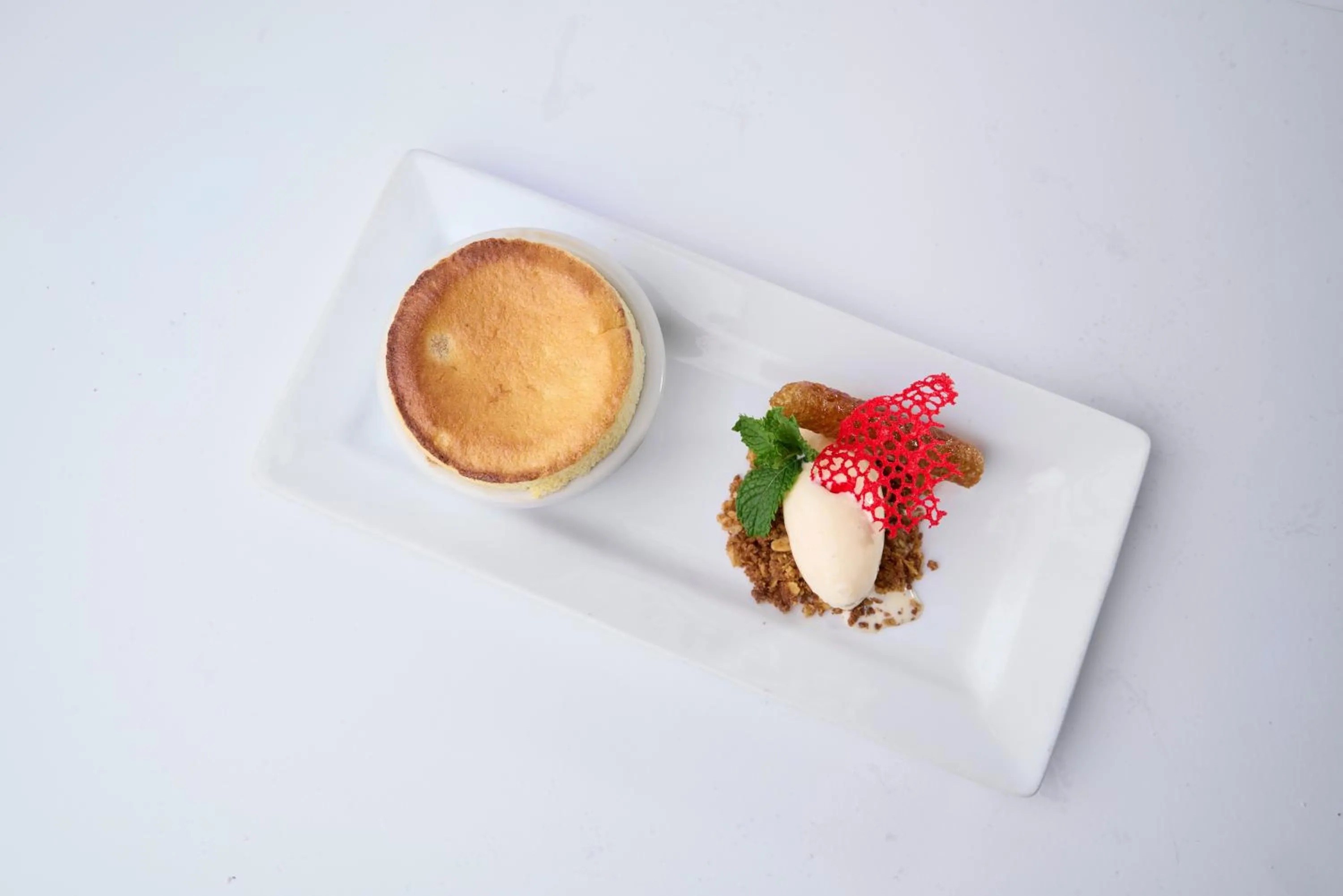 Restaurant/places to eat in Mount Cinnamon Beach & Wellness Resort