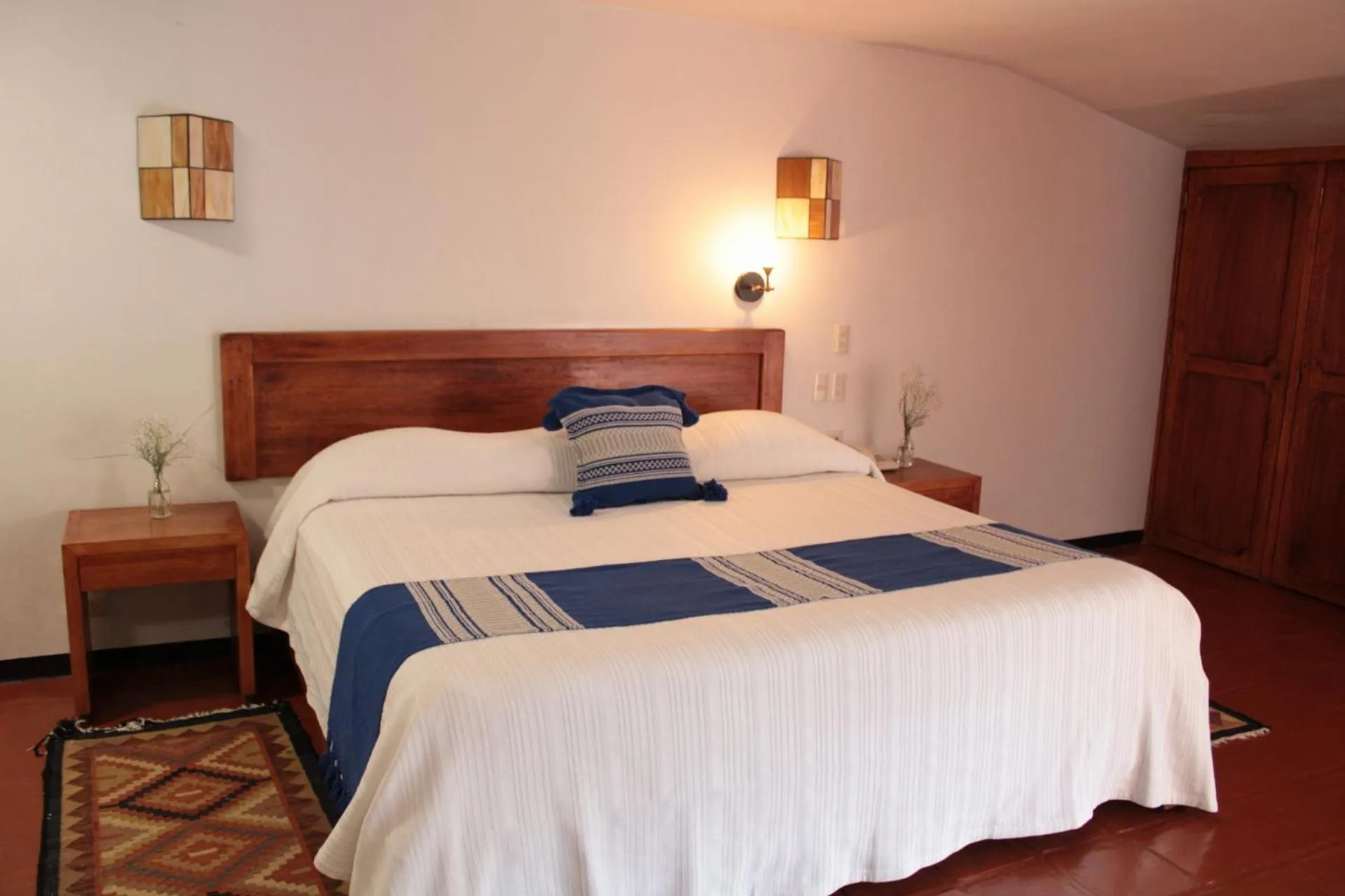 Bedroom, Bed in Hotel Ilebal Cuernavaca Centro - lugar con encanto!