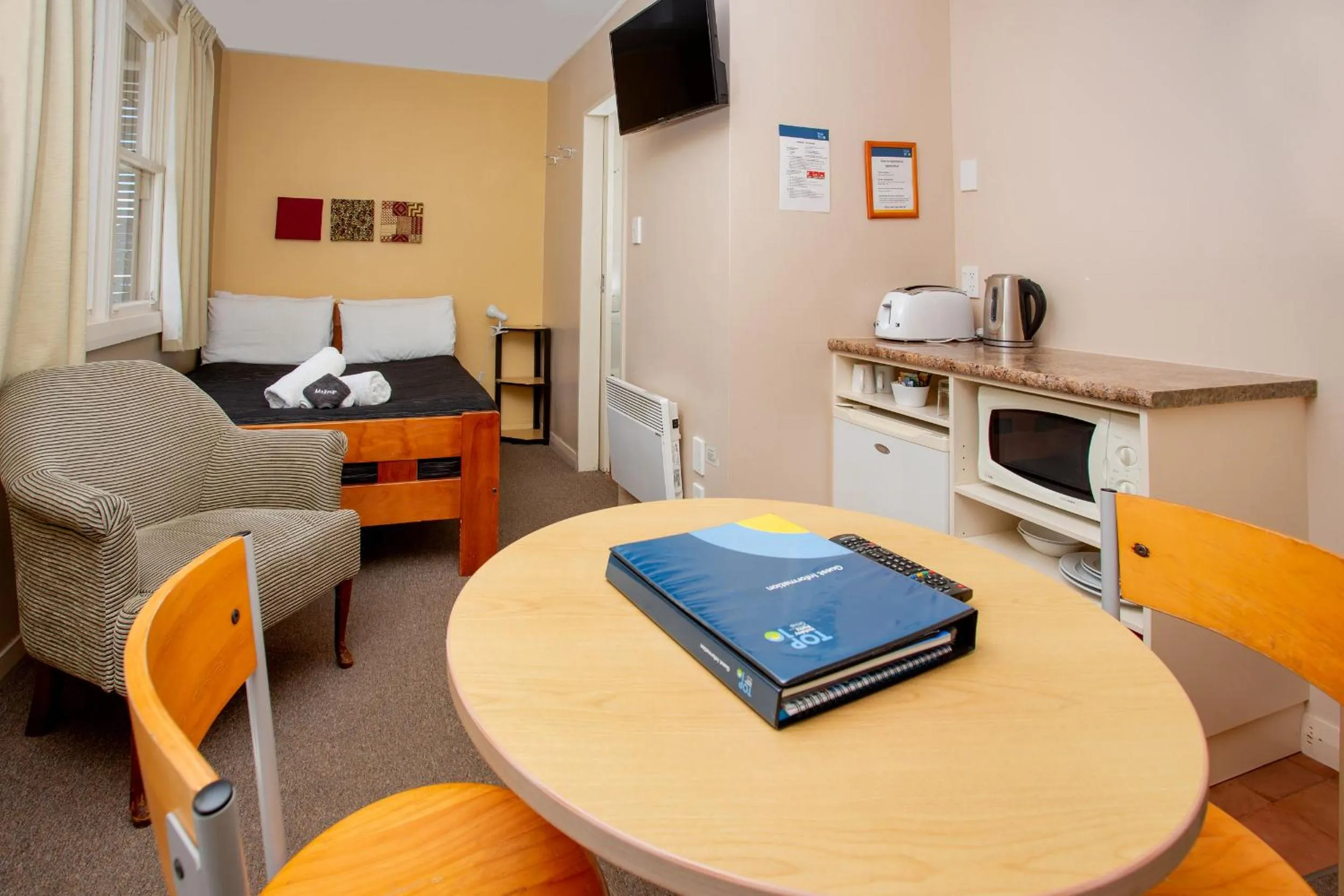 Bed in Queenstown Top 10 Holiday Park