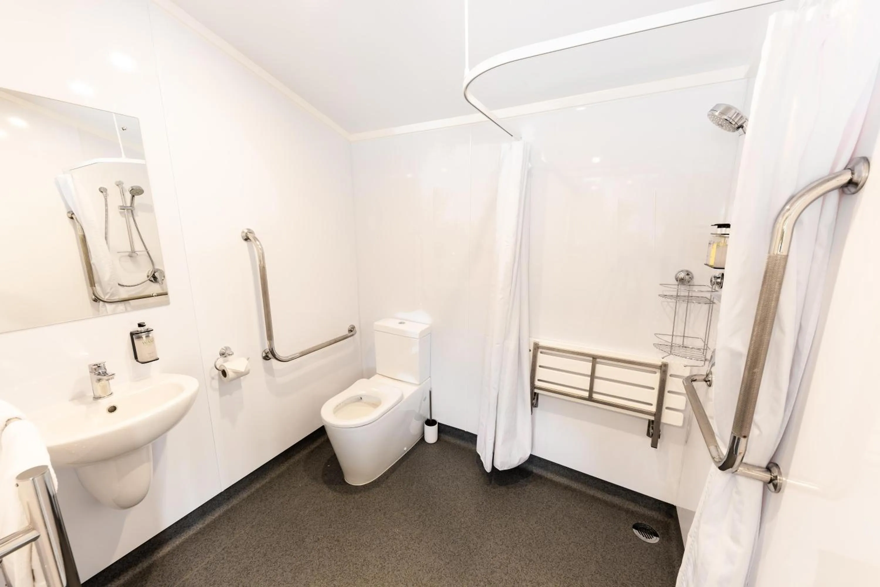 Shower in Queenstown Top 10 Holiday Park