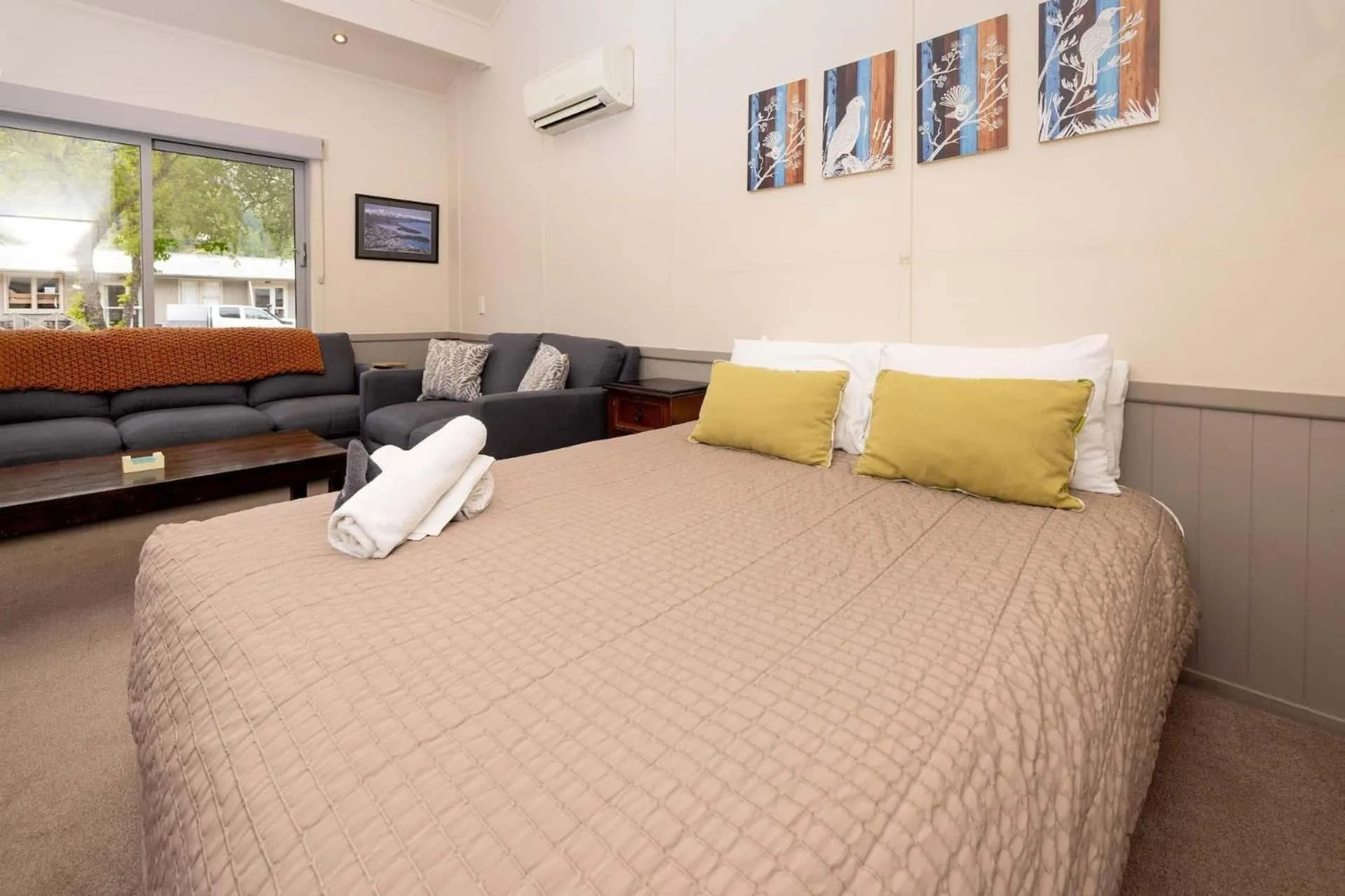 Bed in Queenstown Top 10 Holiday Park