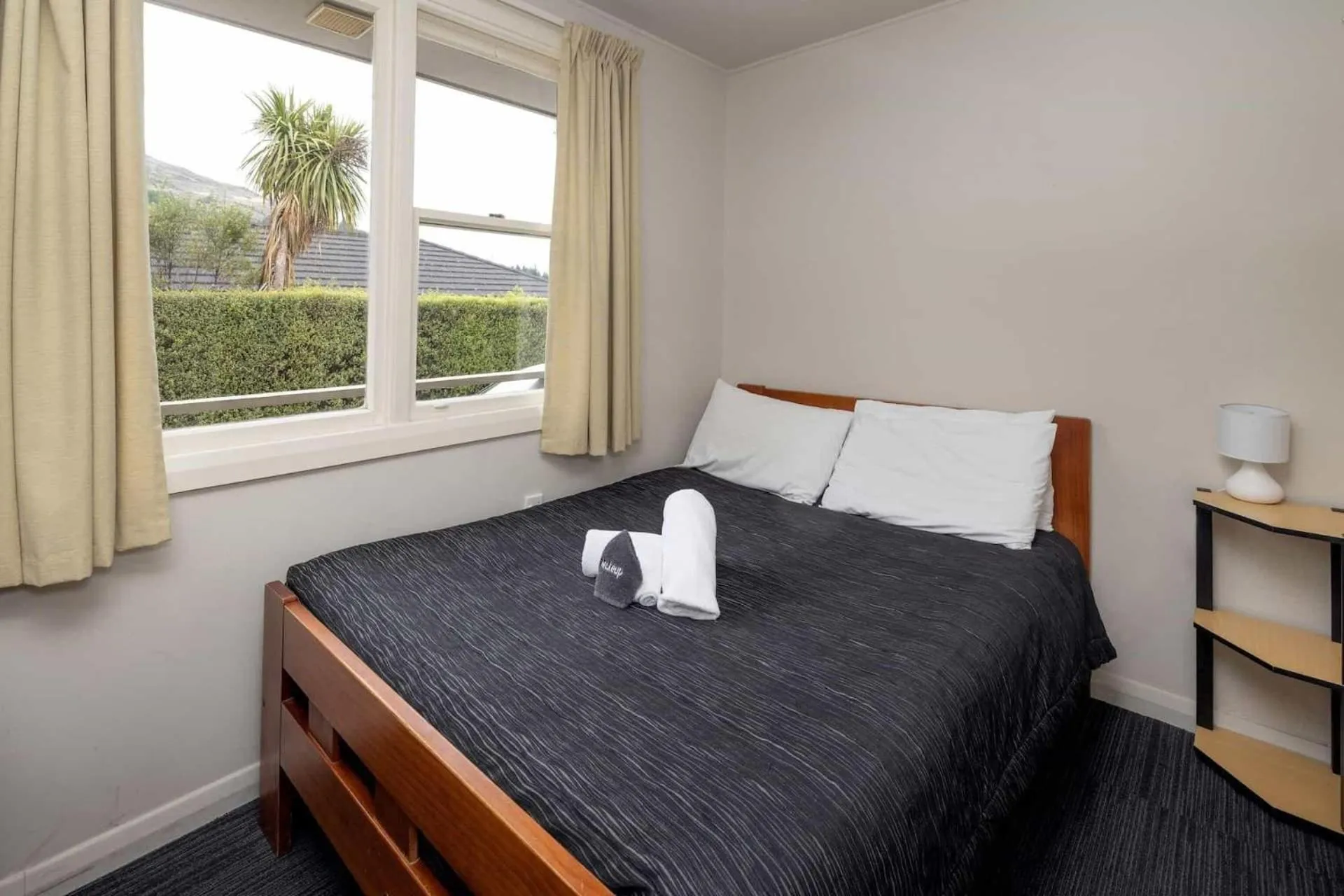 Bed in Queenstown Top 10 Holiday Park