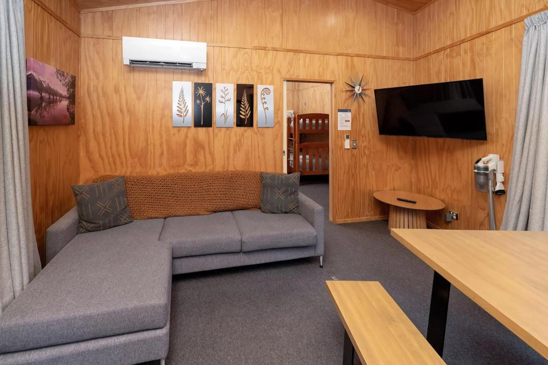 TV and multimedia in Queenstown Top 10 Holiday Park