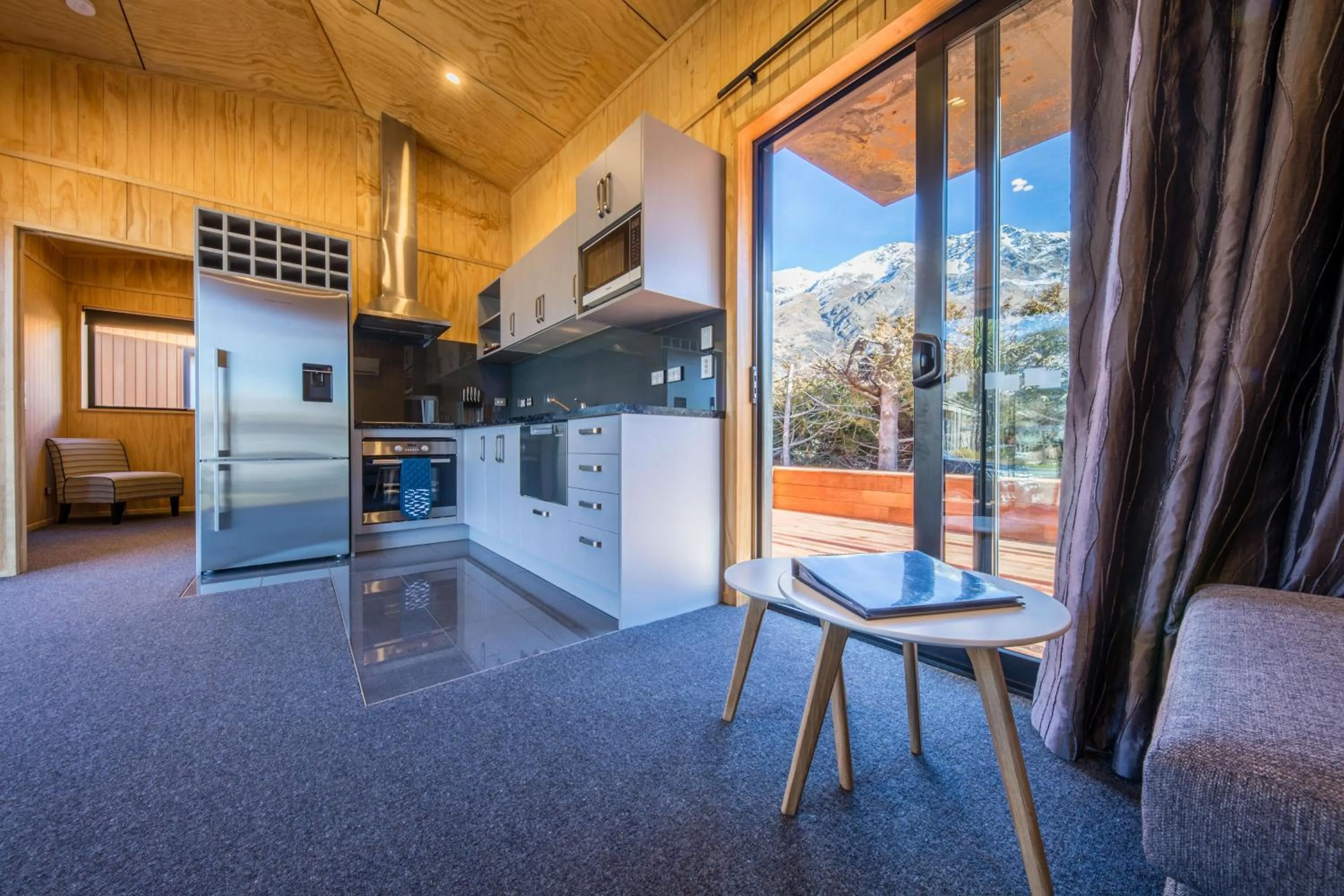 Kitchen or kitchenette in Queenstown Top 10 Holiday Park
