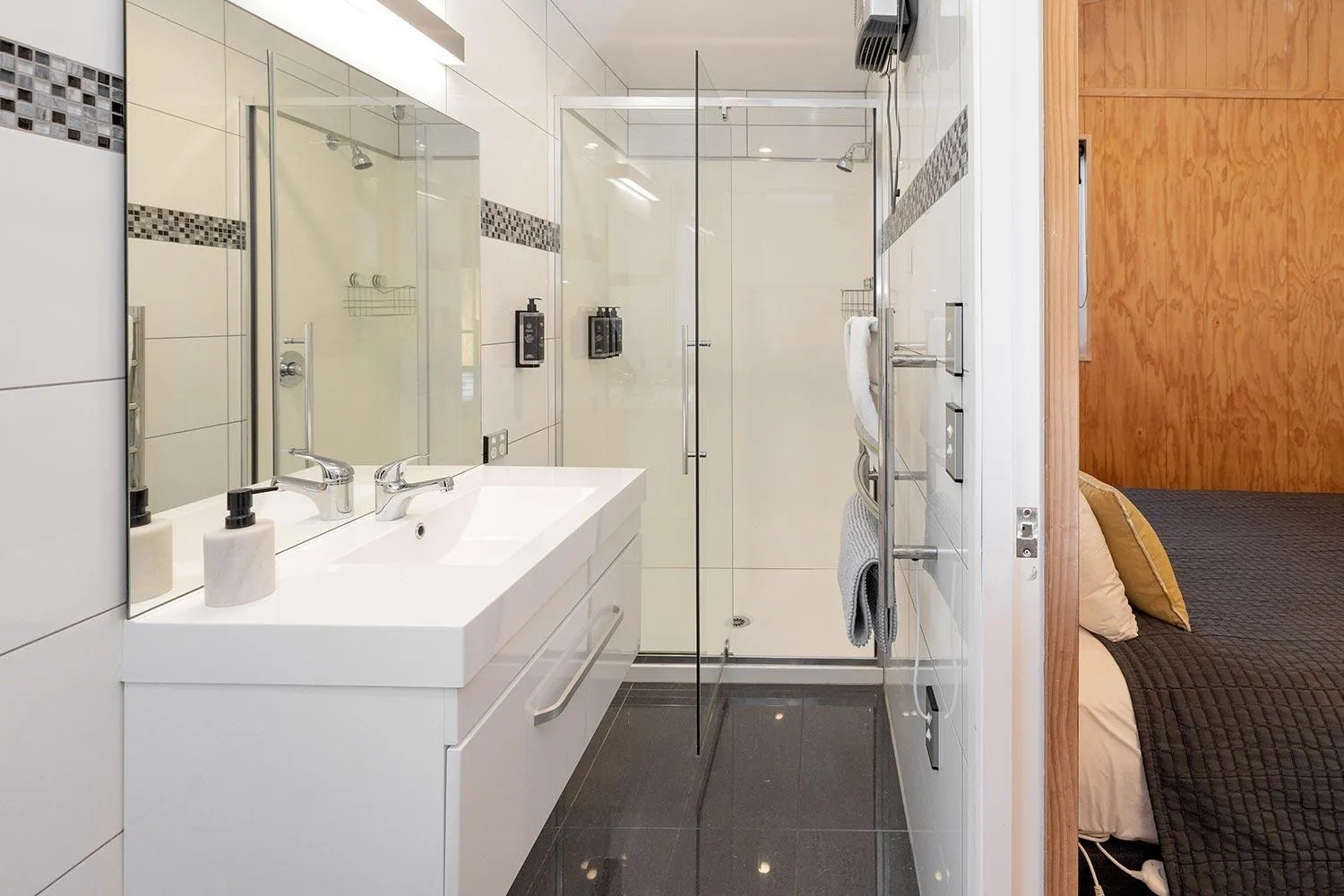 Shower in Queenstown Top 10 Holiday Park