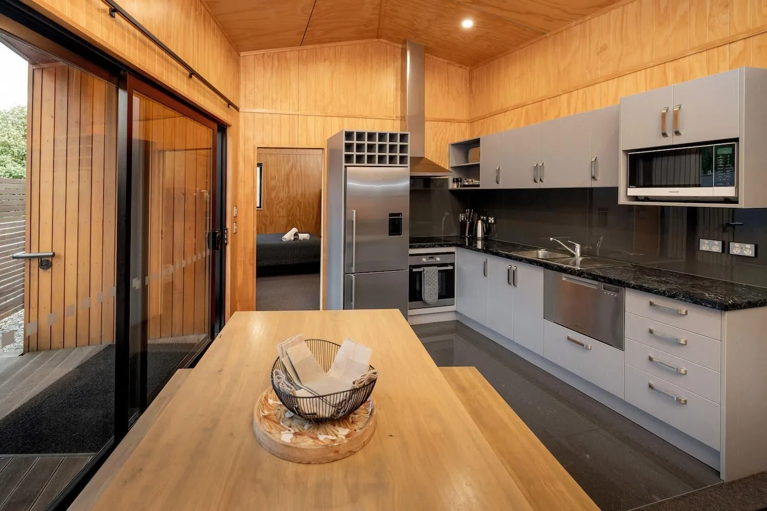 Kitchen or kitchenette in Queenstown Top 10 Holiday Park