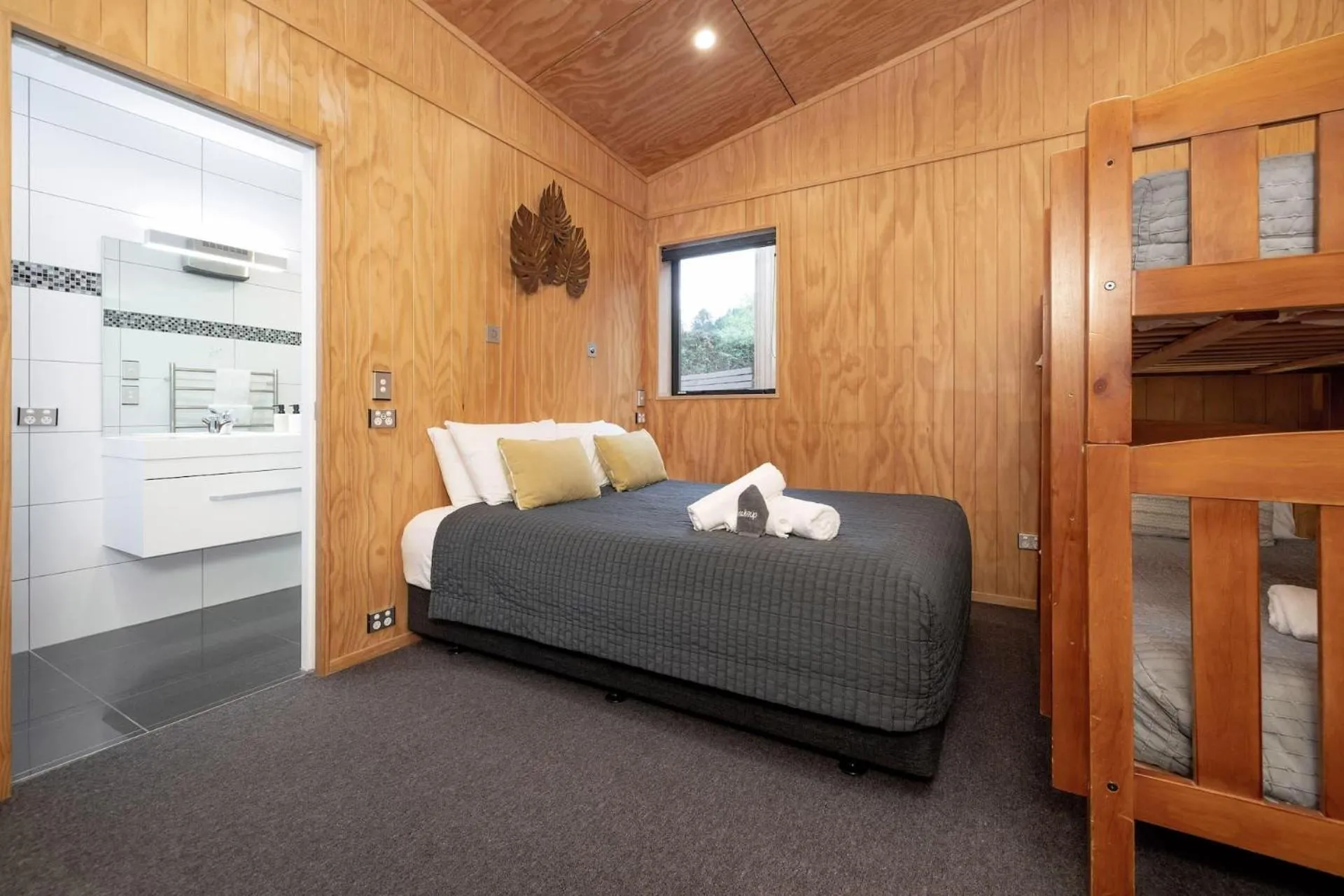 Bed in Queenstown Top 10 Holiday Park