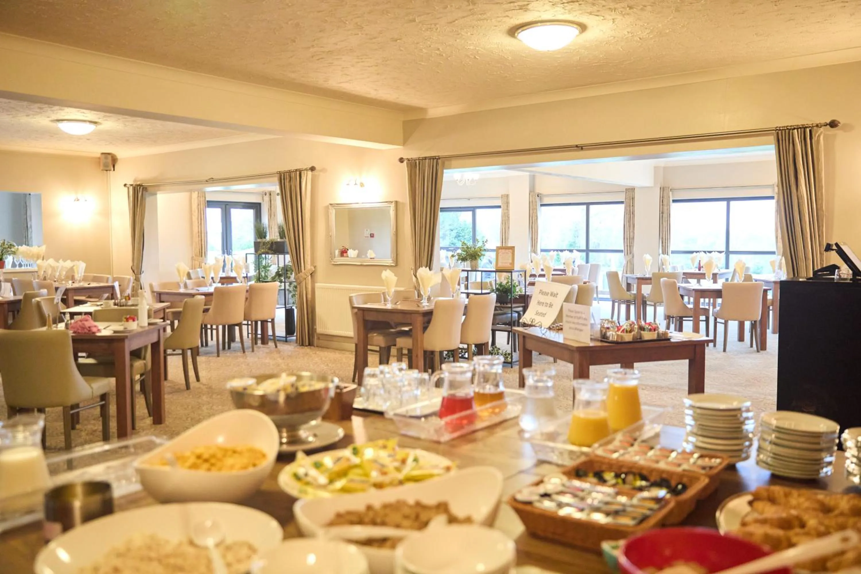 Restaurant/places to eat in Wensum Valley Hotel Golf and Country Club