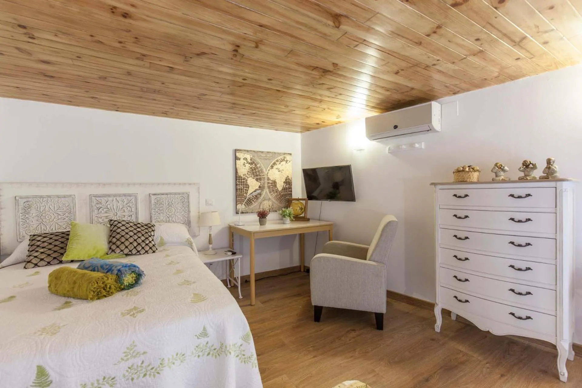 Loft / Duplex with charming historic center. WIFI