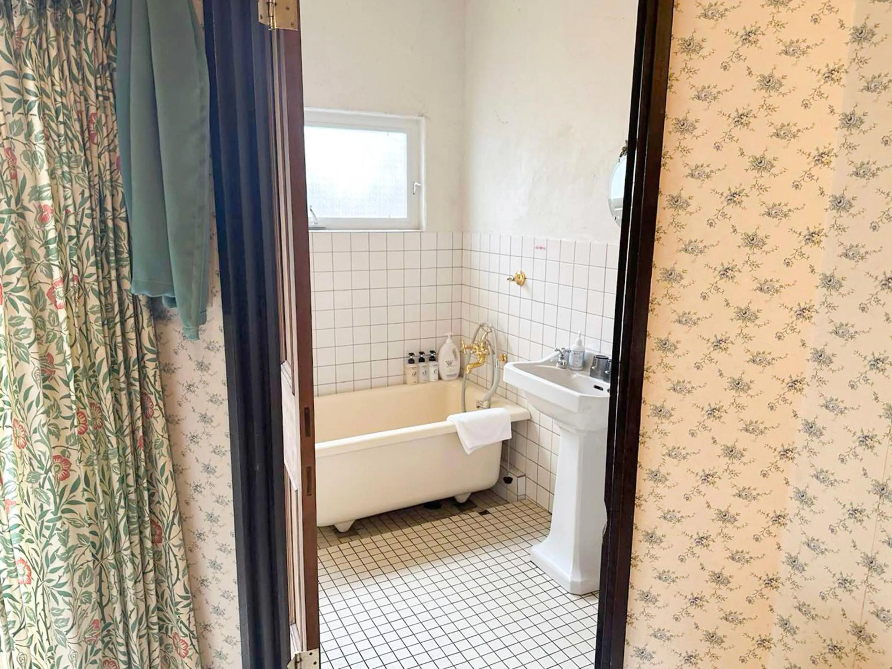 Bathroom in Gasthof Ami