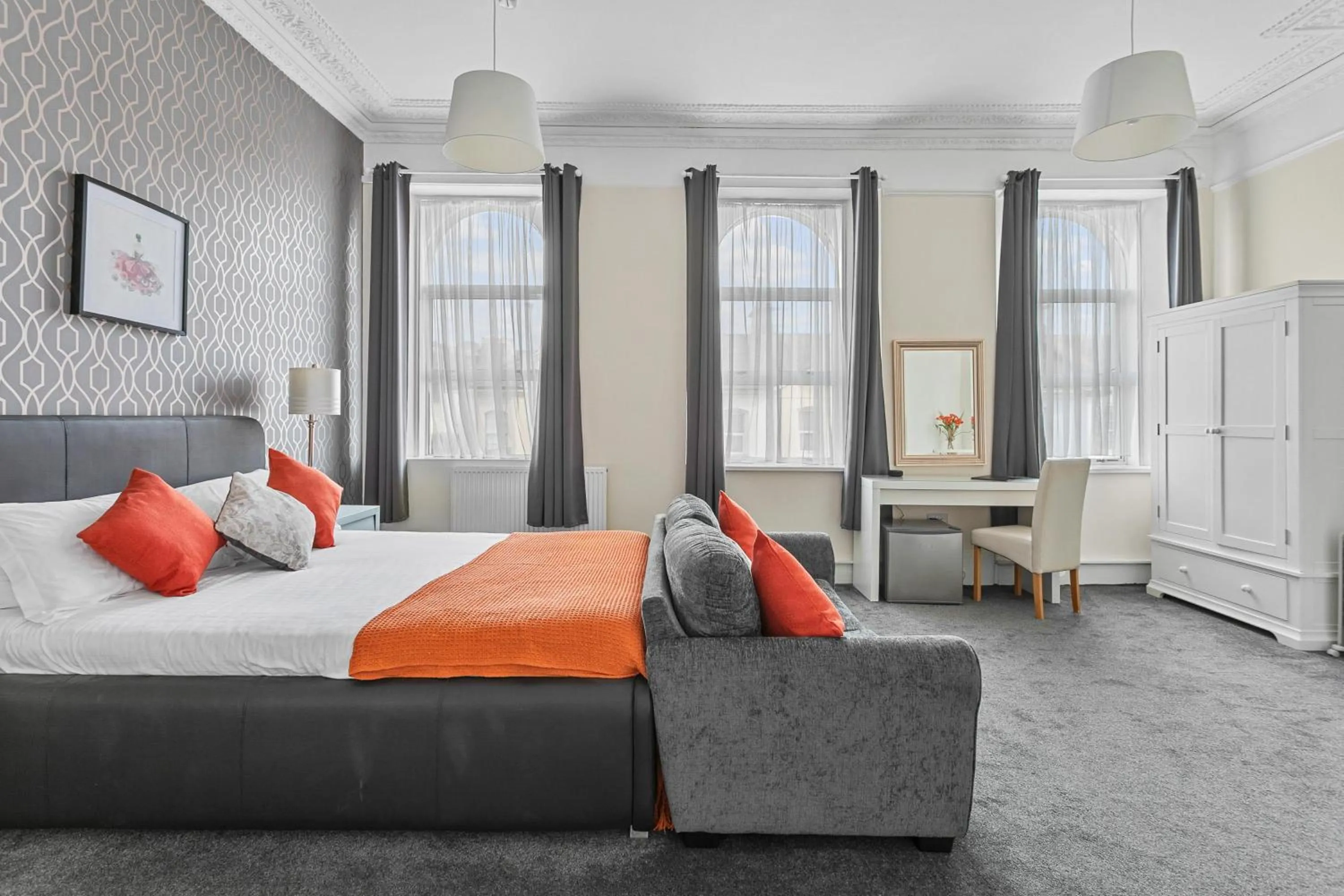 Bedroom, Bed in The Belmont