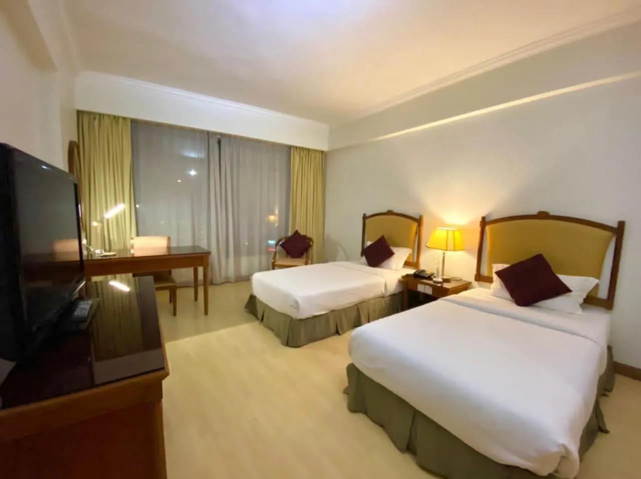 Photo of the whole room, Bed in Oriental Crystal Hotel