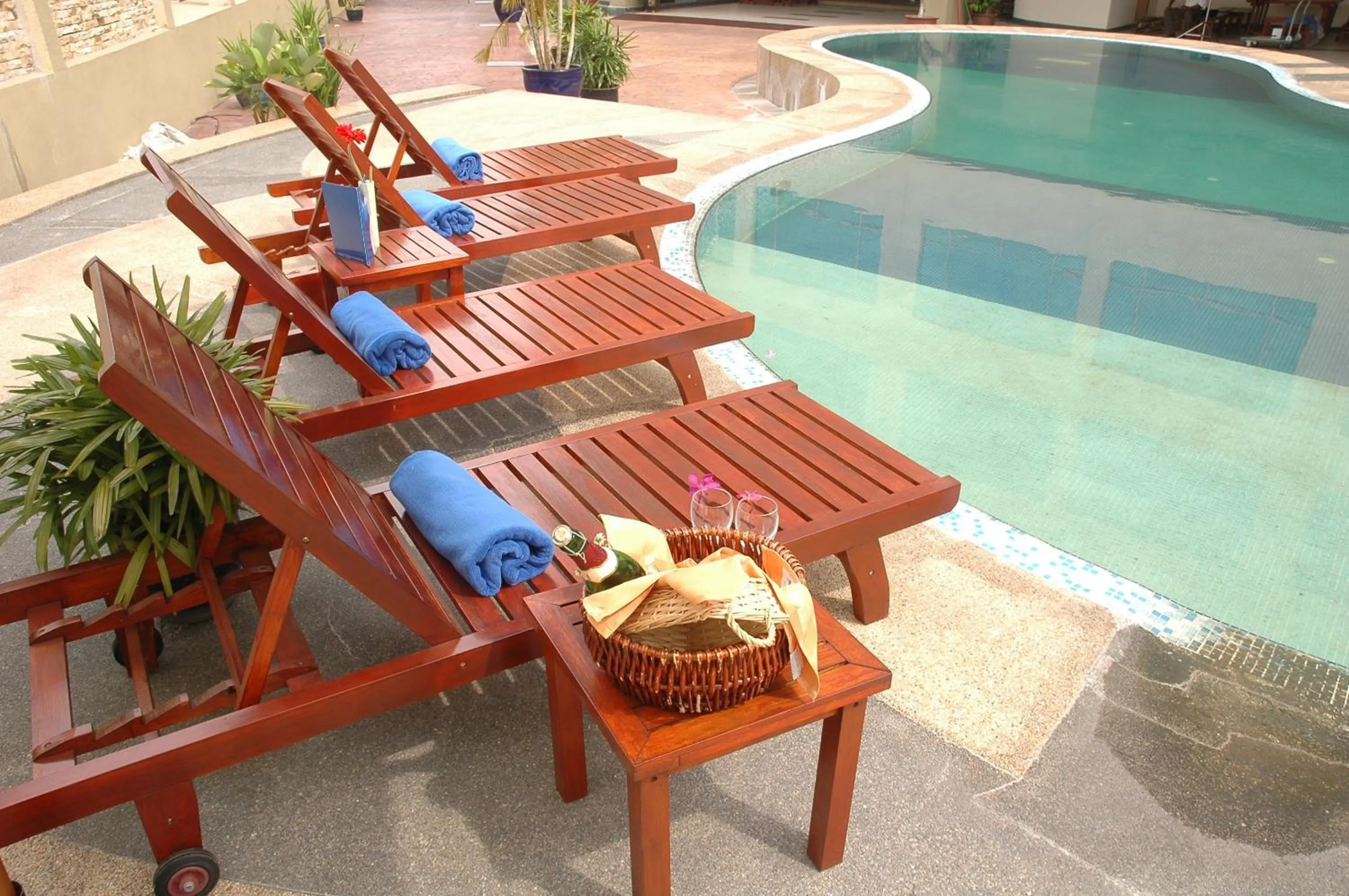 Day in Oriental Crystal Hotel