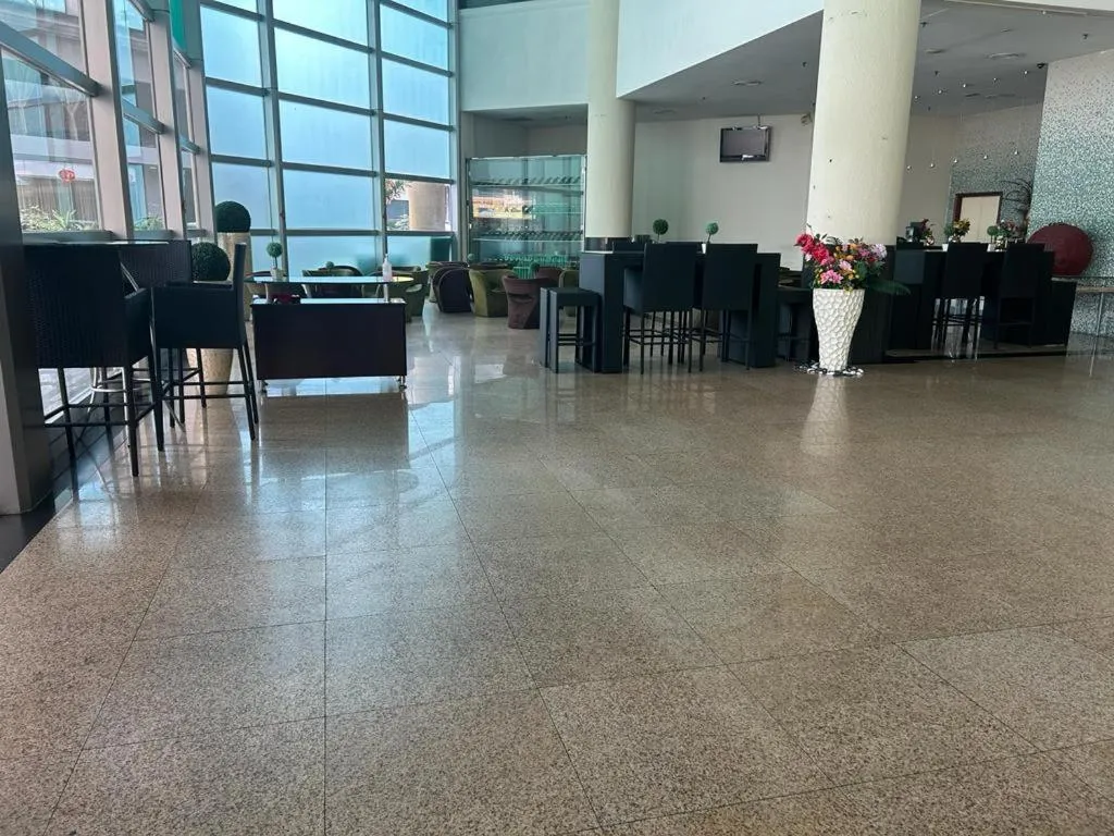 Oriental Crystal Hotel