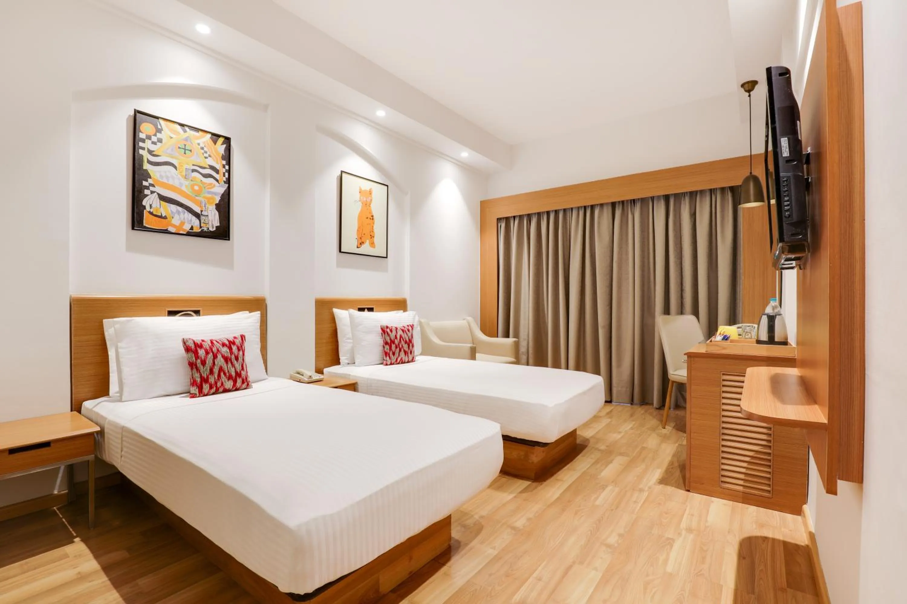 Bedroom, Bed in Lemon Tree Hotel Chandigarh