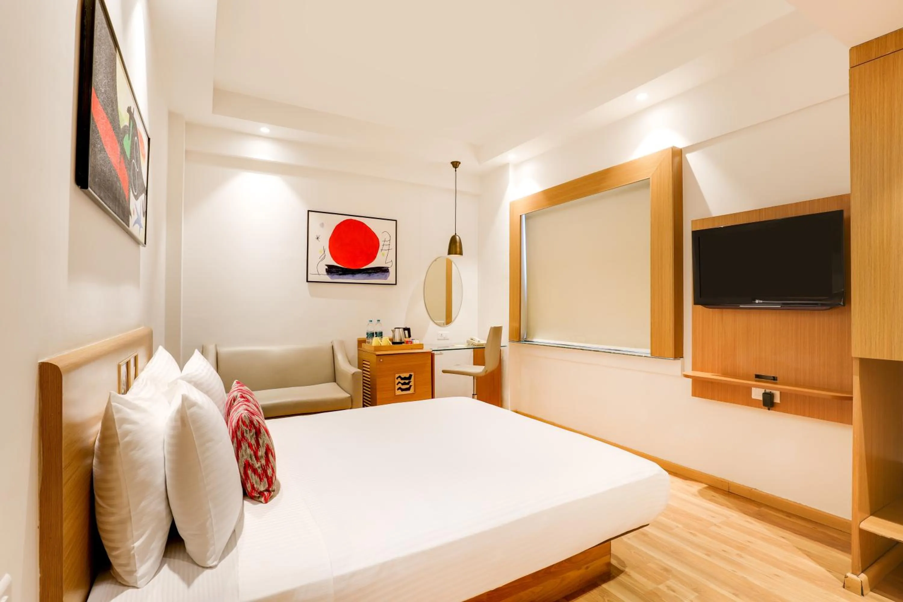 Bedroom, Bed in Lemon Tree Hotel Chandigarh