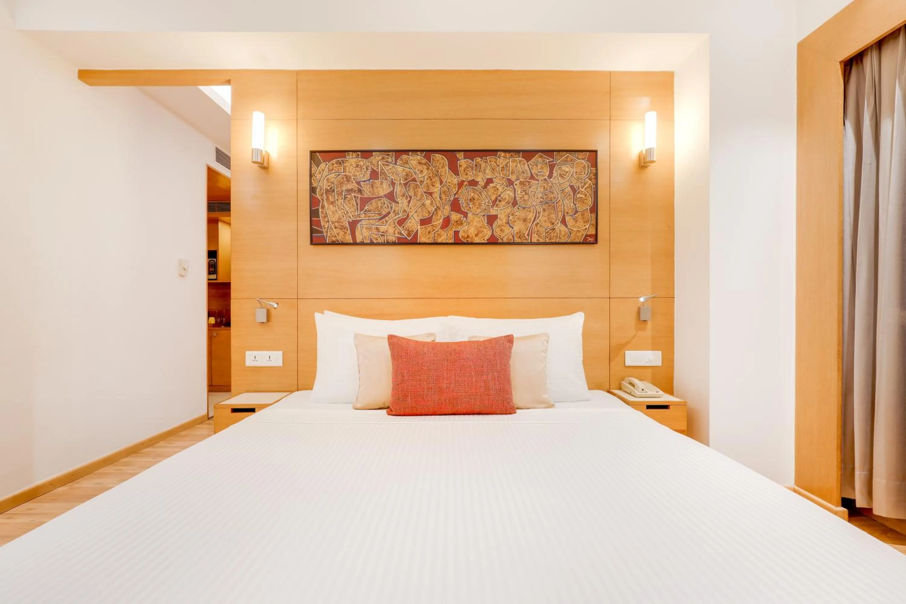 Bedroom, Bed in Lemon Tree Hotel Chandigarh