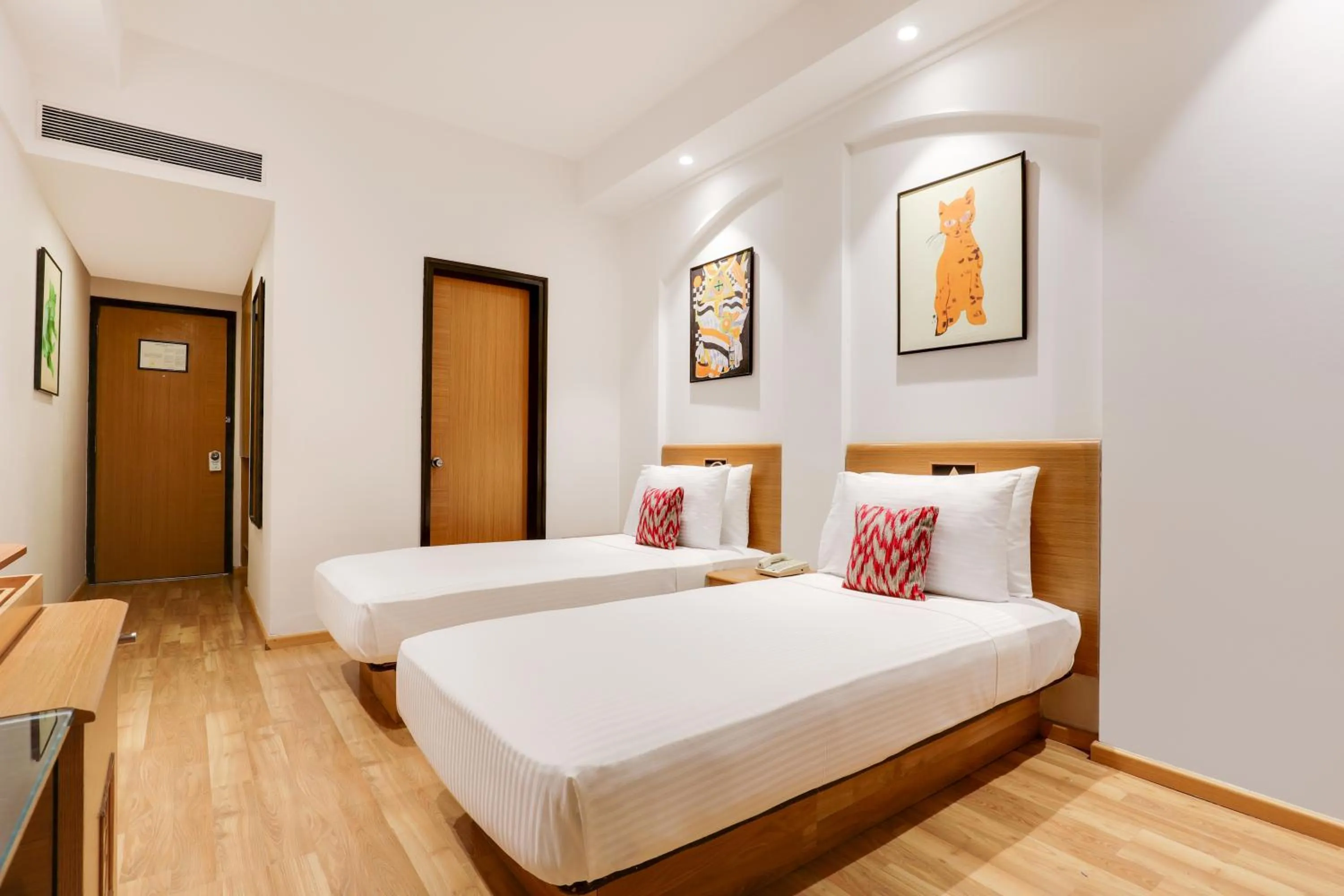 Bedroom, Bed in Lemon Tree Hotel Chandigarh