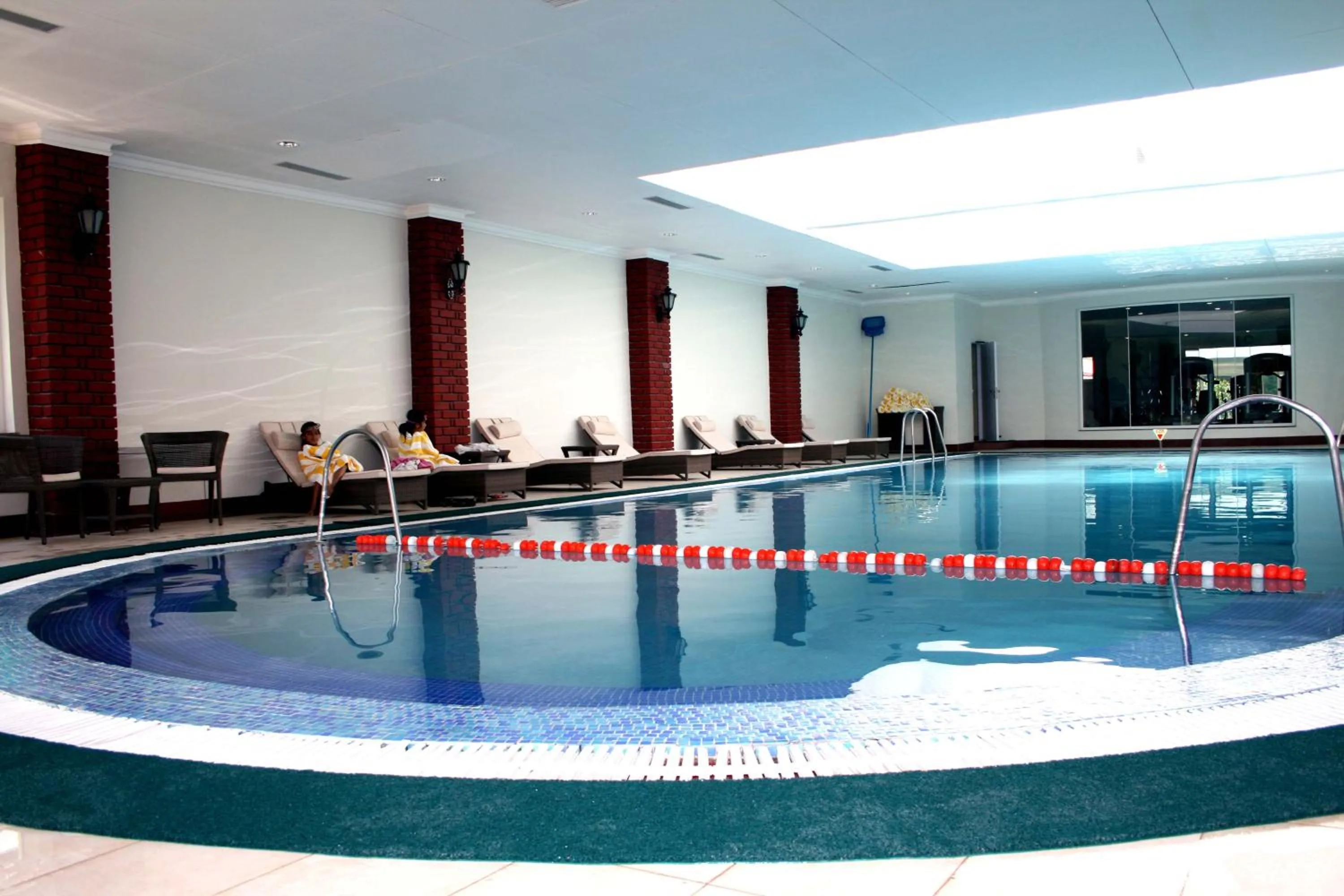 Swimming pool in The LaLit Grand Palace Srinagar