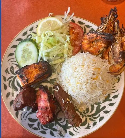 Restaurant/places to eat in Le vent des globes