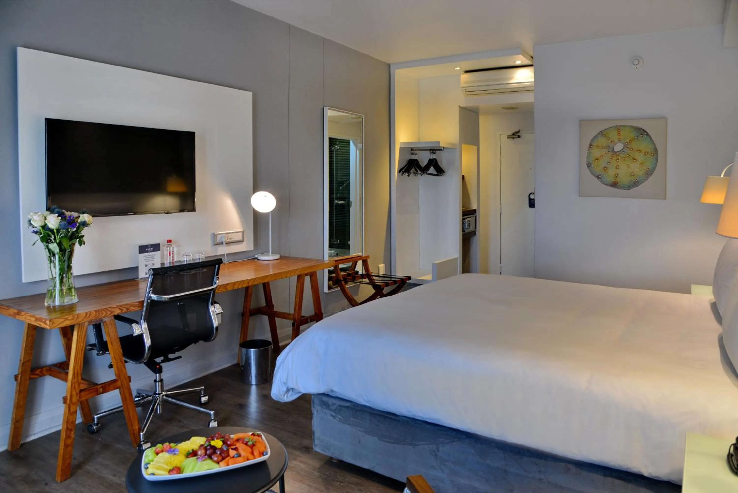 TV and multimedia, Bed in ANEW Hotel Roodepoort Johannesburg