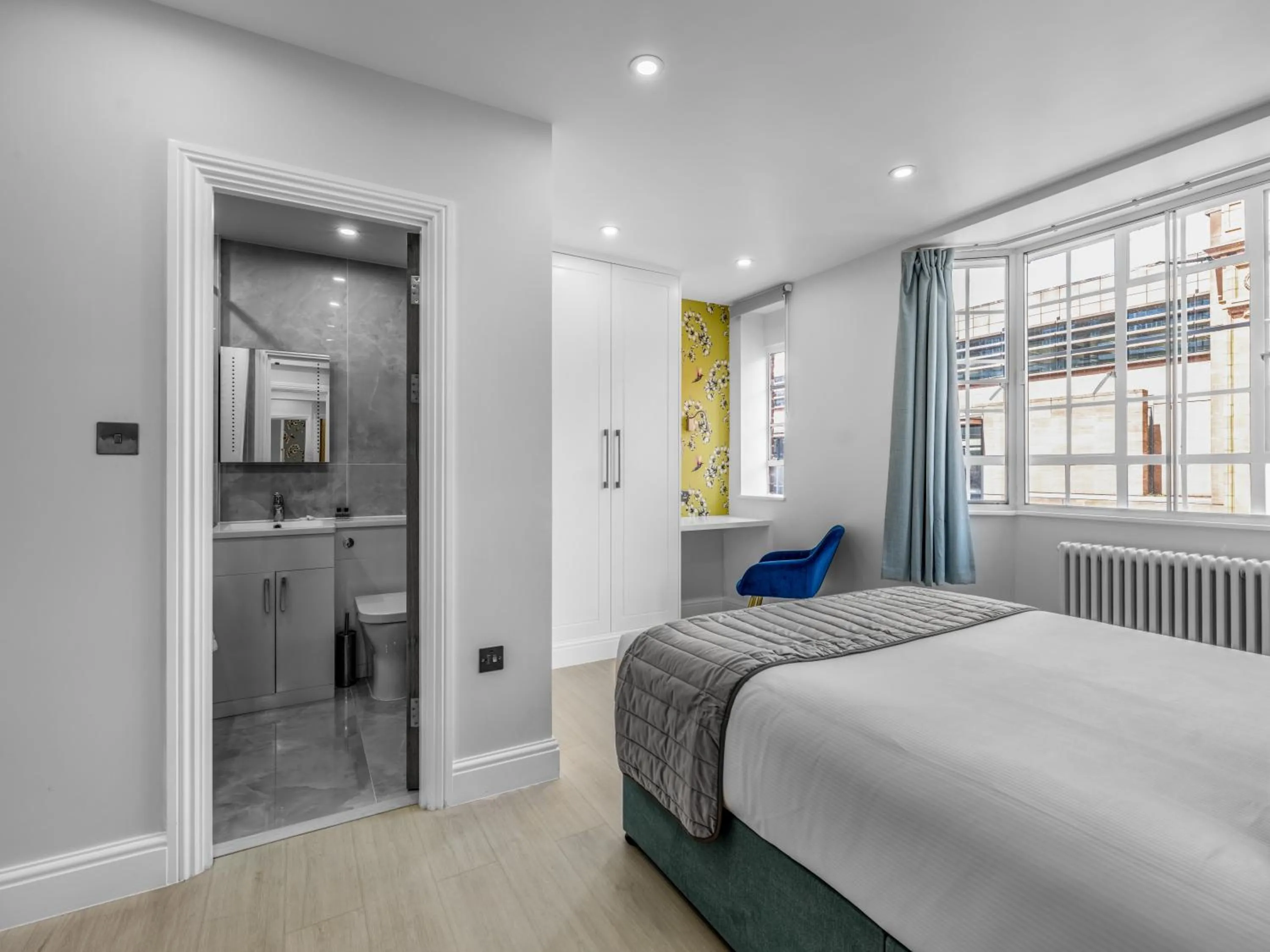 Photo of the whole room, Bed in Chelsea Cloisters Serviced Apartments
